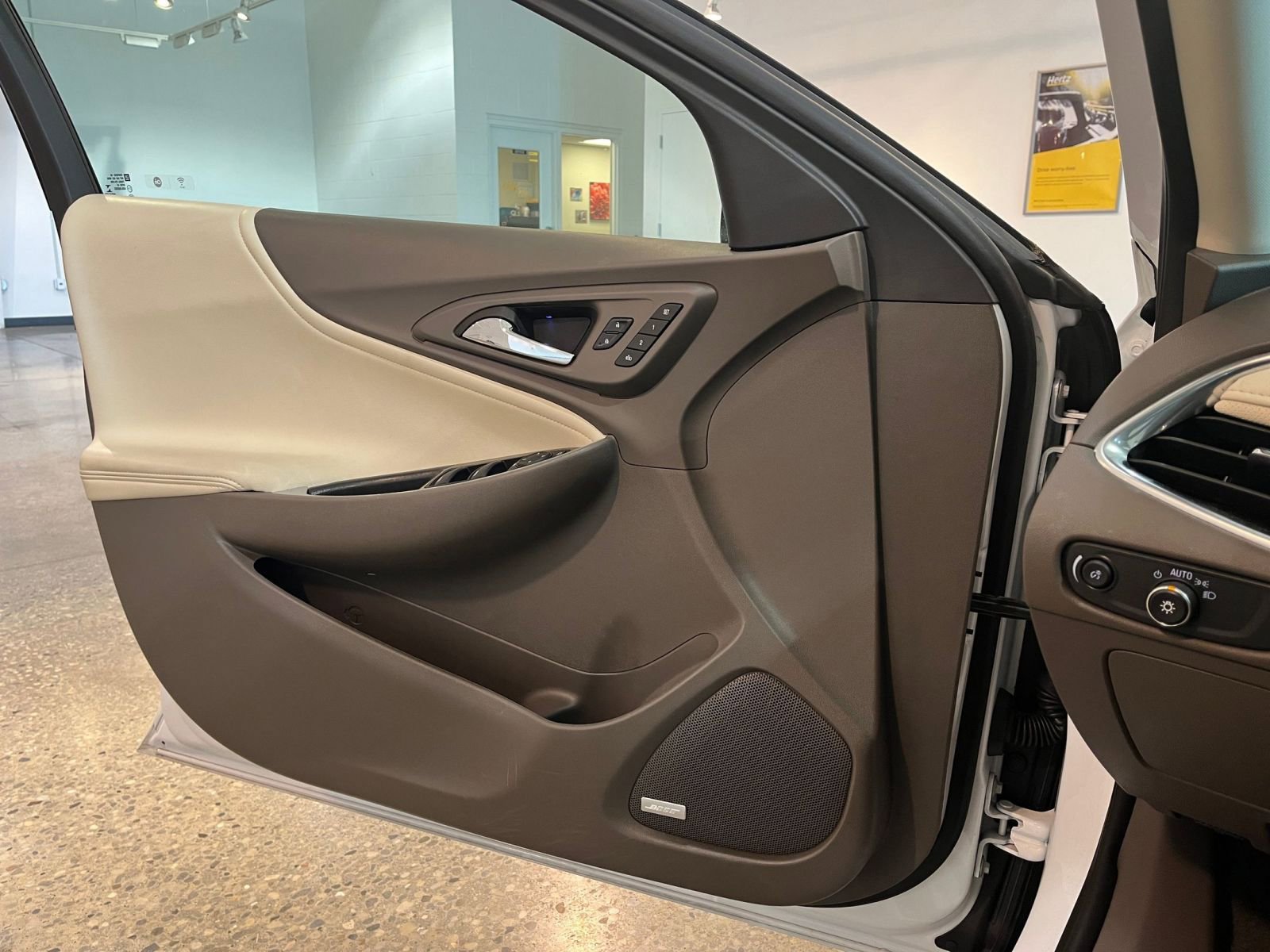 Thumbnail: 2024 Chevrolet Malibu - 20
