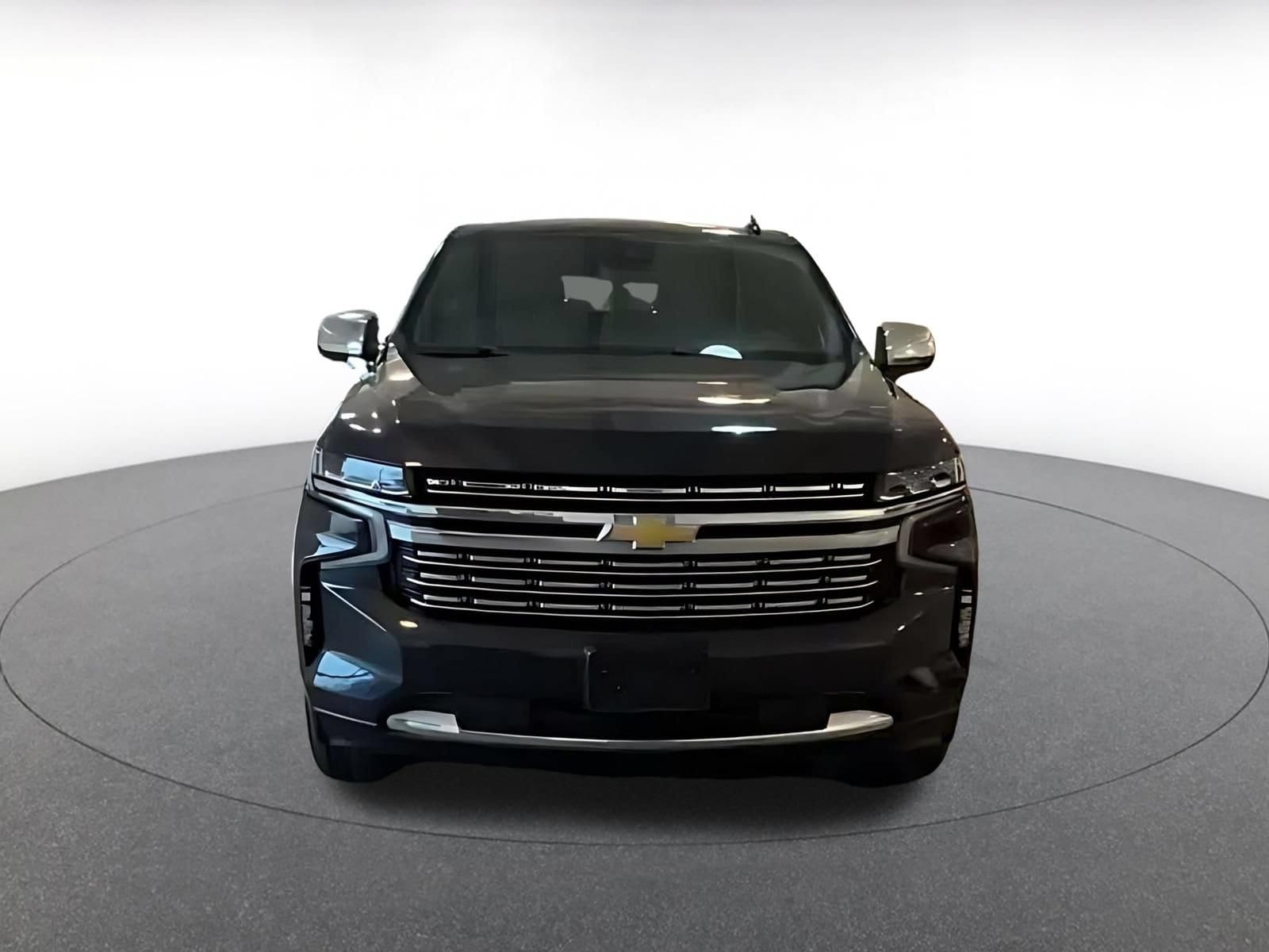 Thumbnail: 2023 Chevrolet Suburban - 4