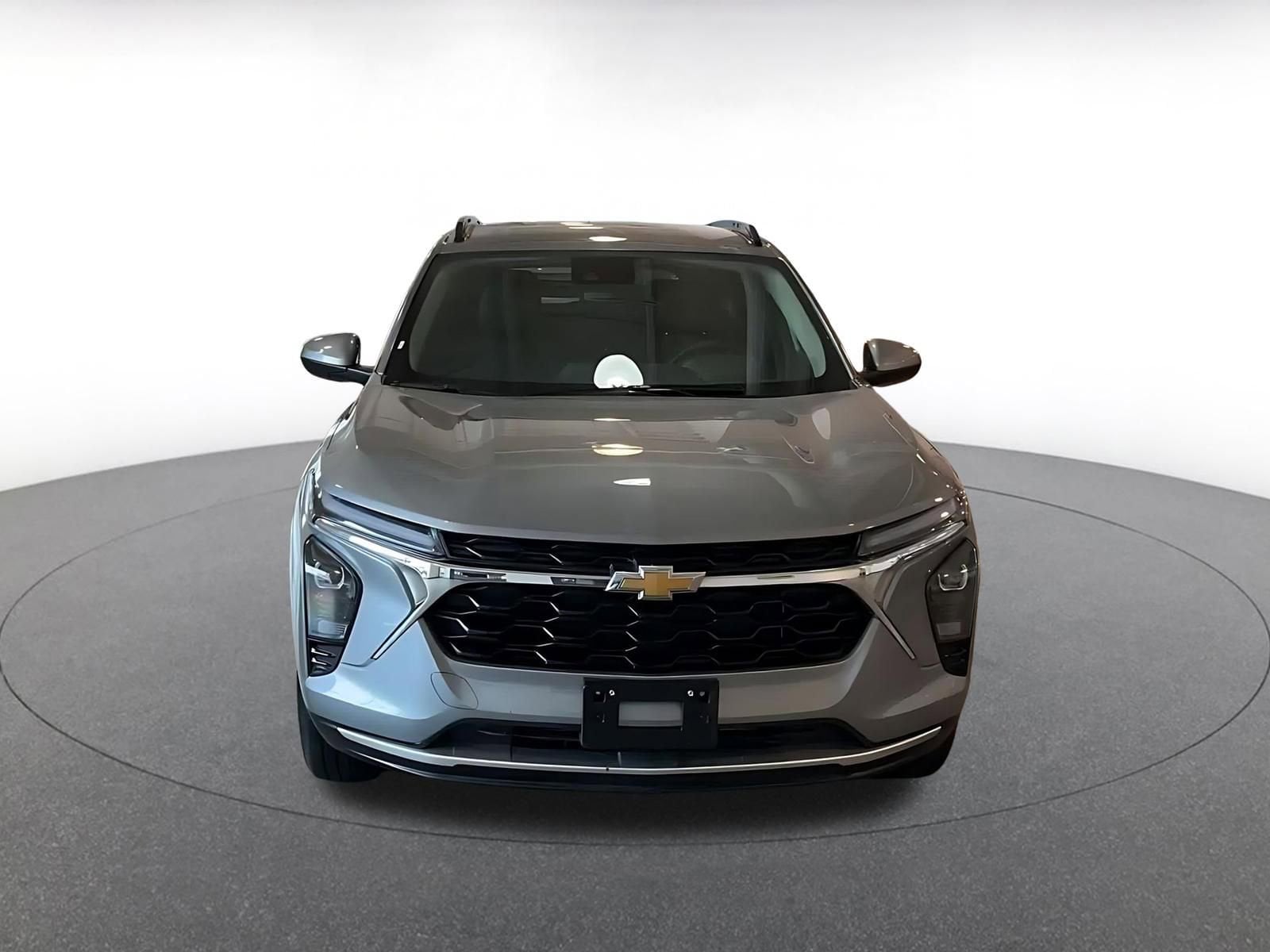 Thumbnail: 2025 Chevrolet Trax - 4