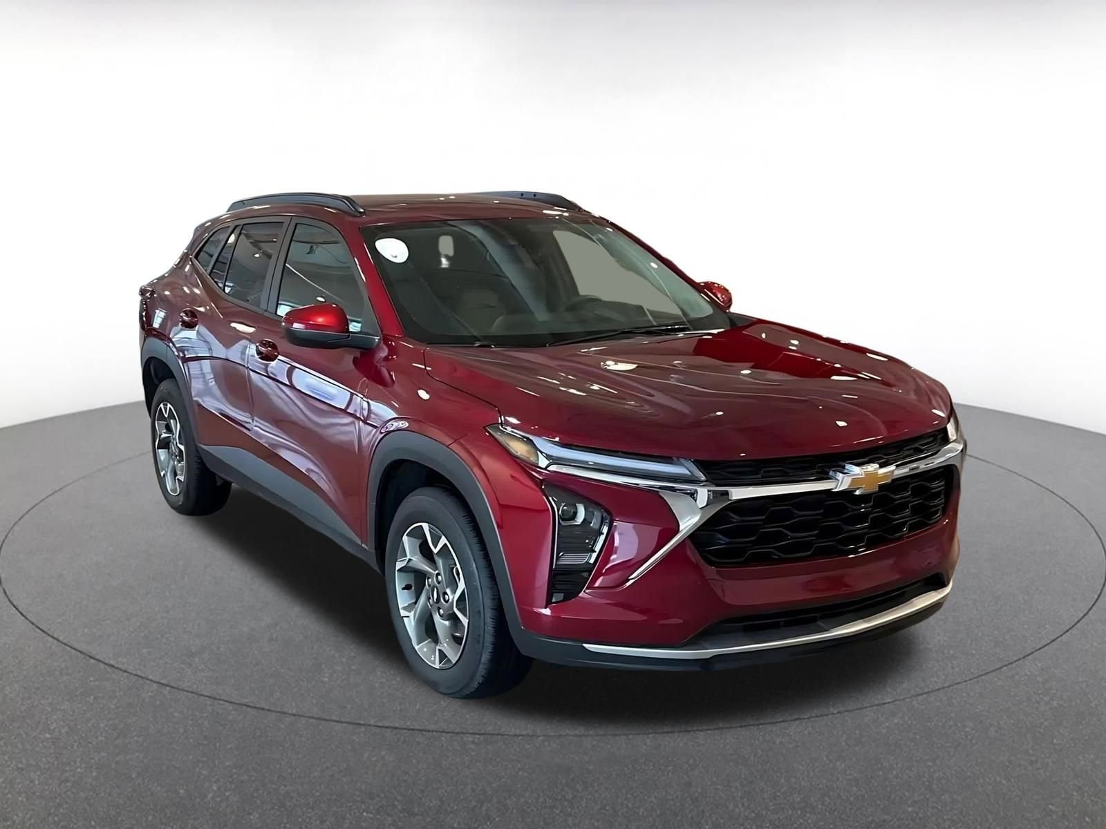 Thumbnail: 2025 Chevrolet Trax - 3