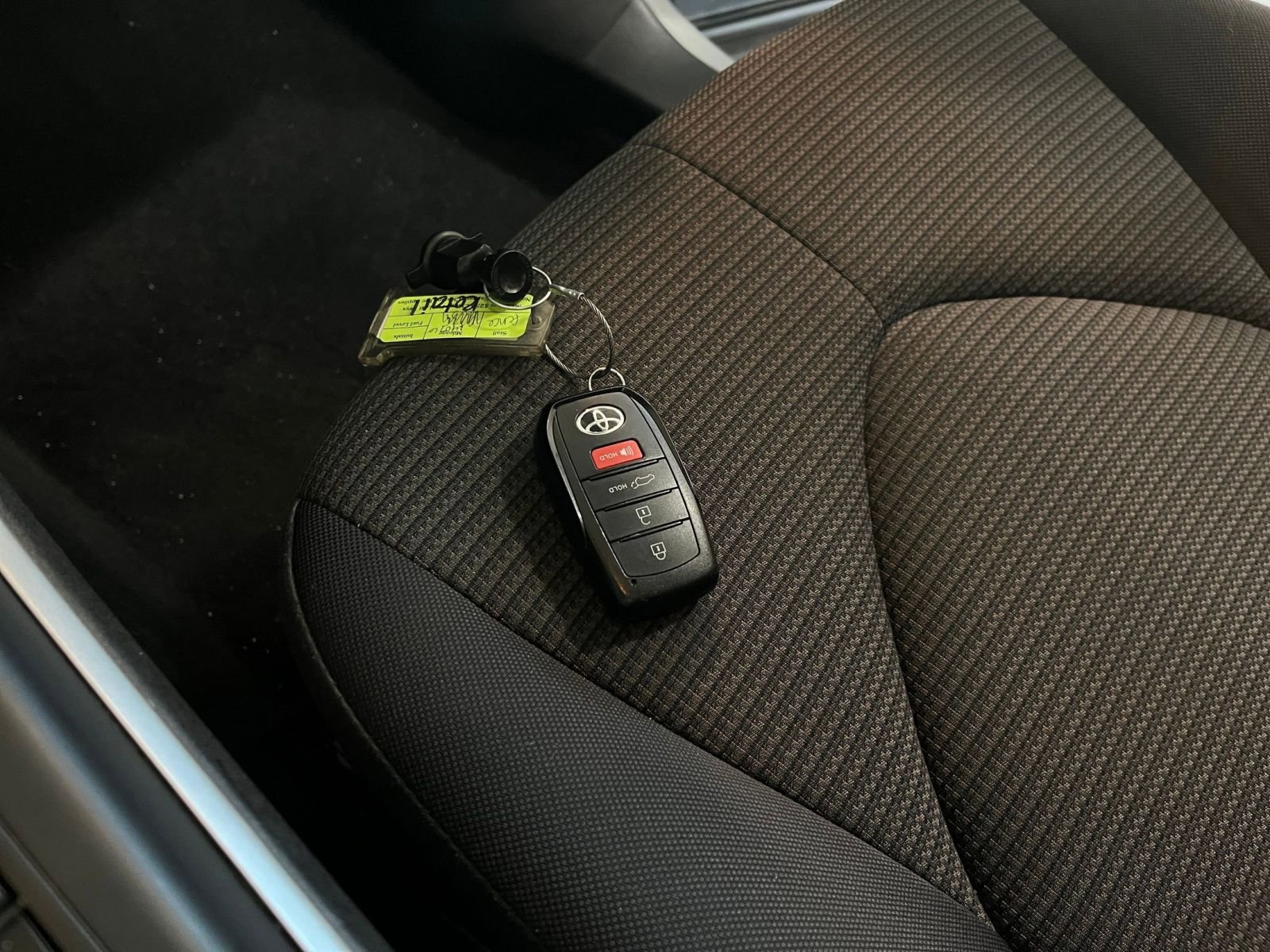 Thumbnail: 2025 Toyota Highlander - 21