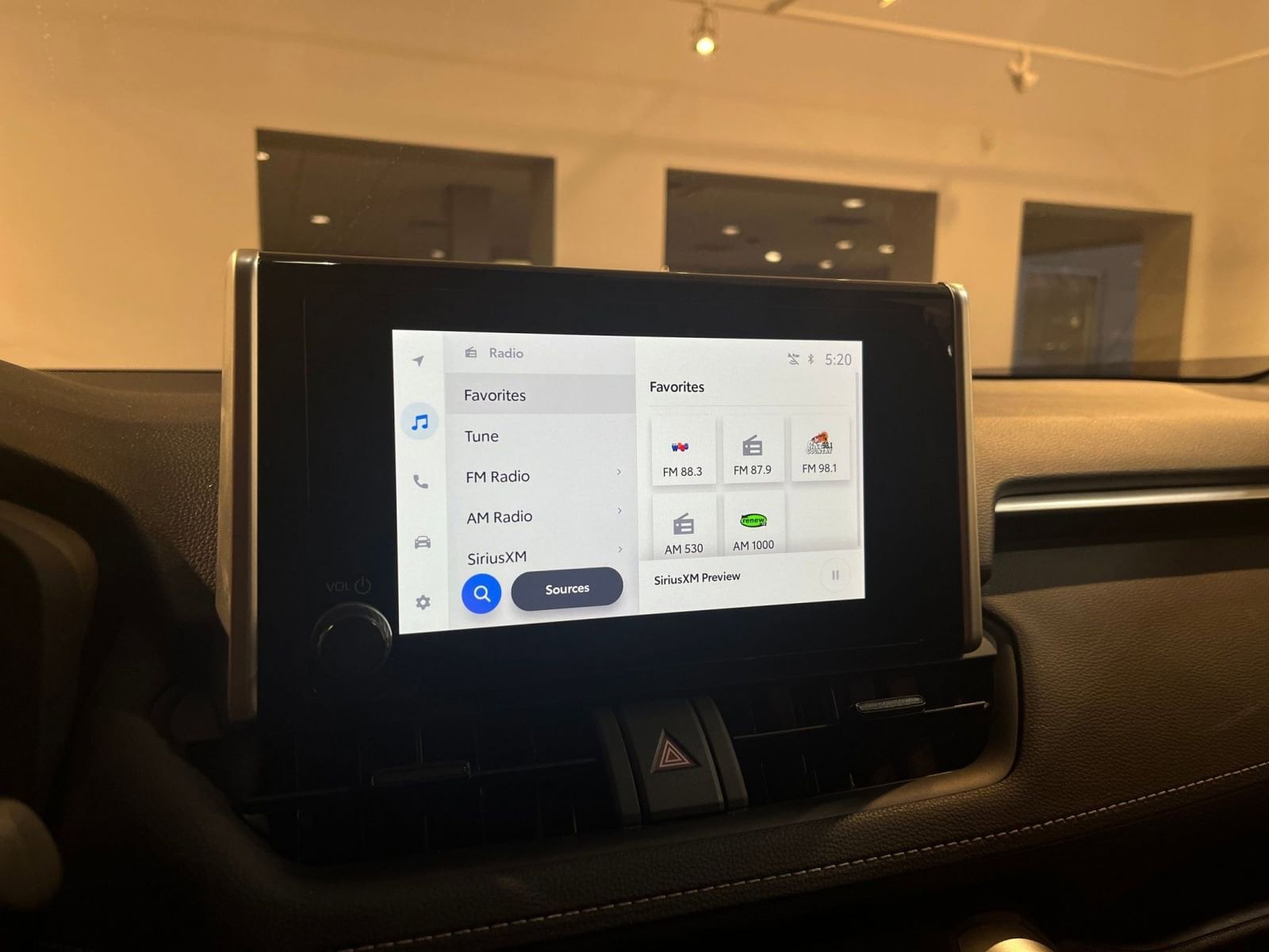 Thumbnail: 2025 Toyota RAV4 - 21