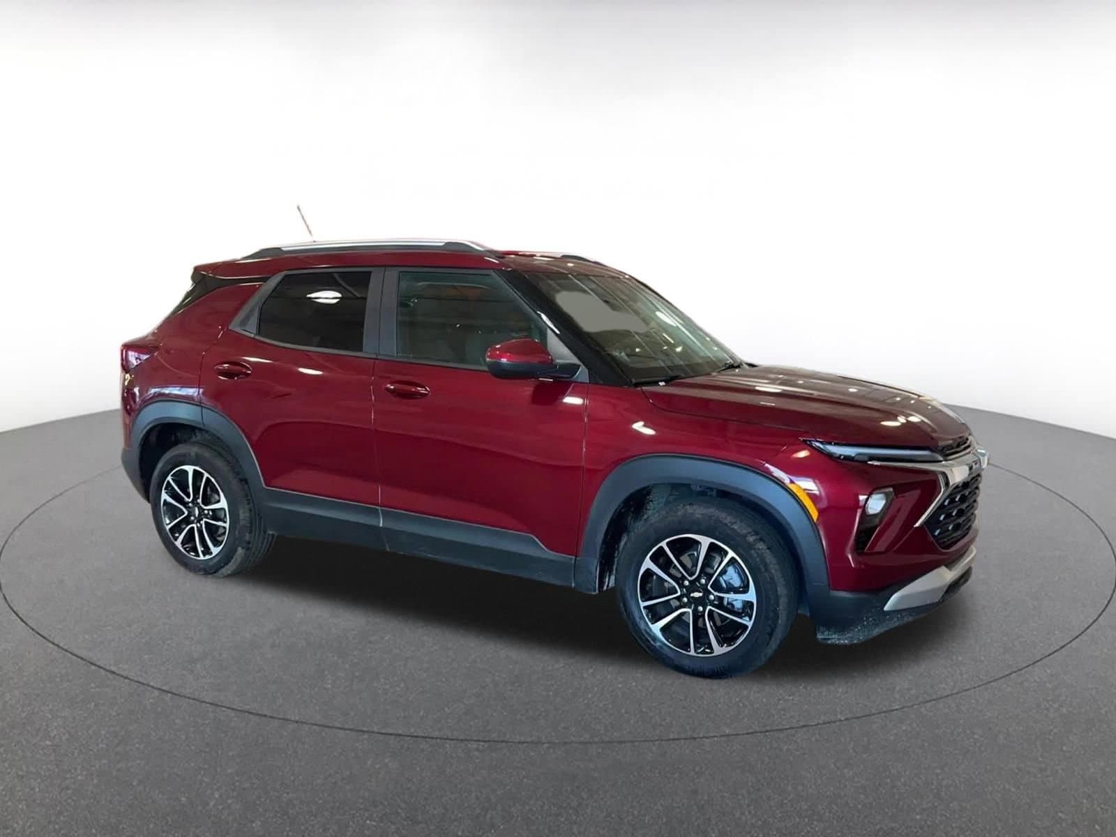 Thumbnail: 2025 Chevrolet TrailBlazer - 2