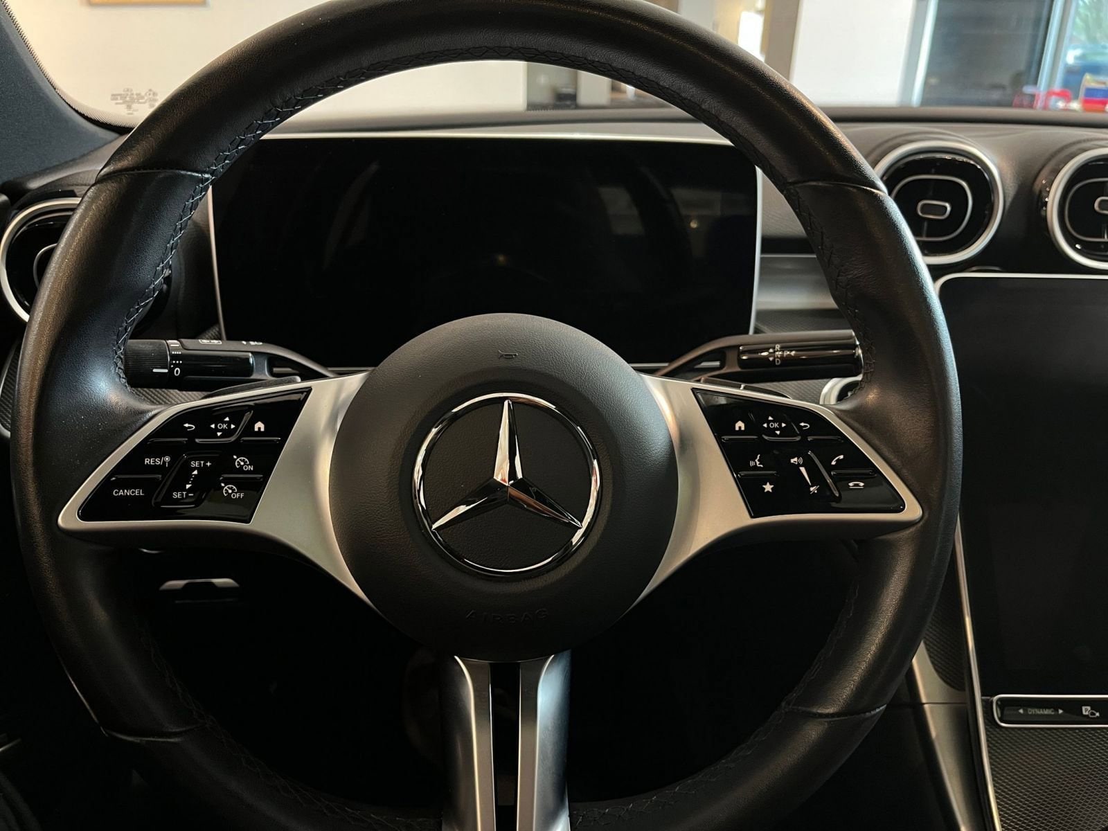 Thumbnail: 2024 Mercedes-Benz C-Class - 28