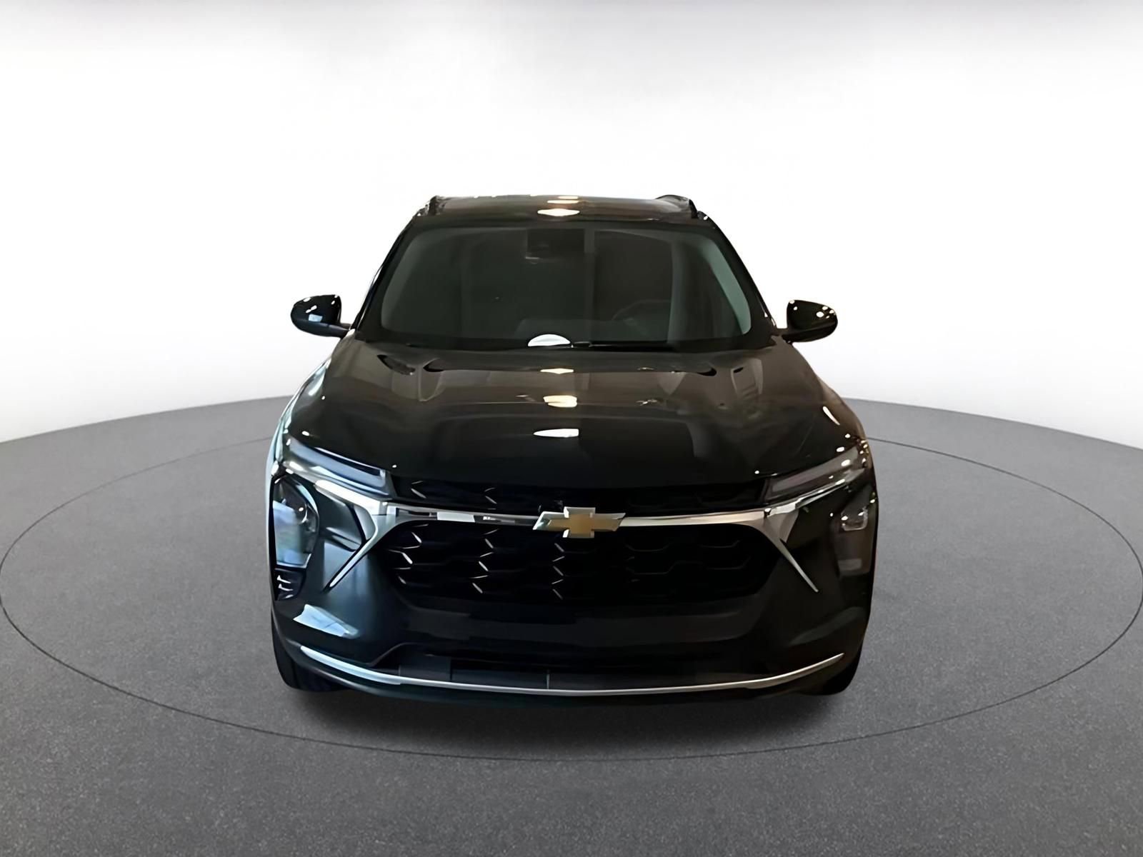 Thumbnail: 2025 Chevrolet Trax - 4