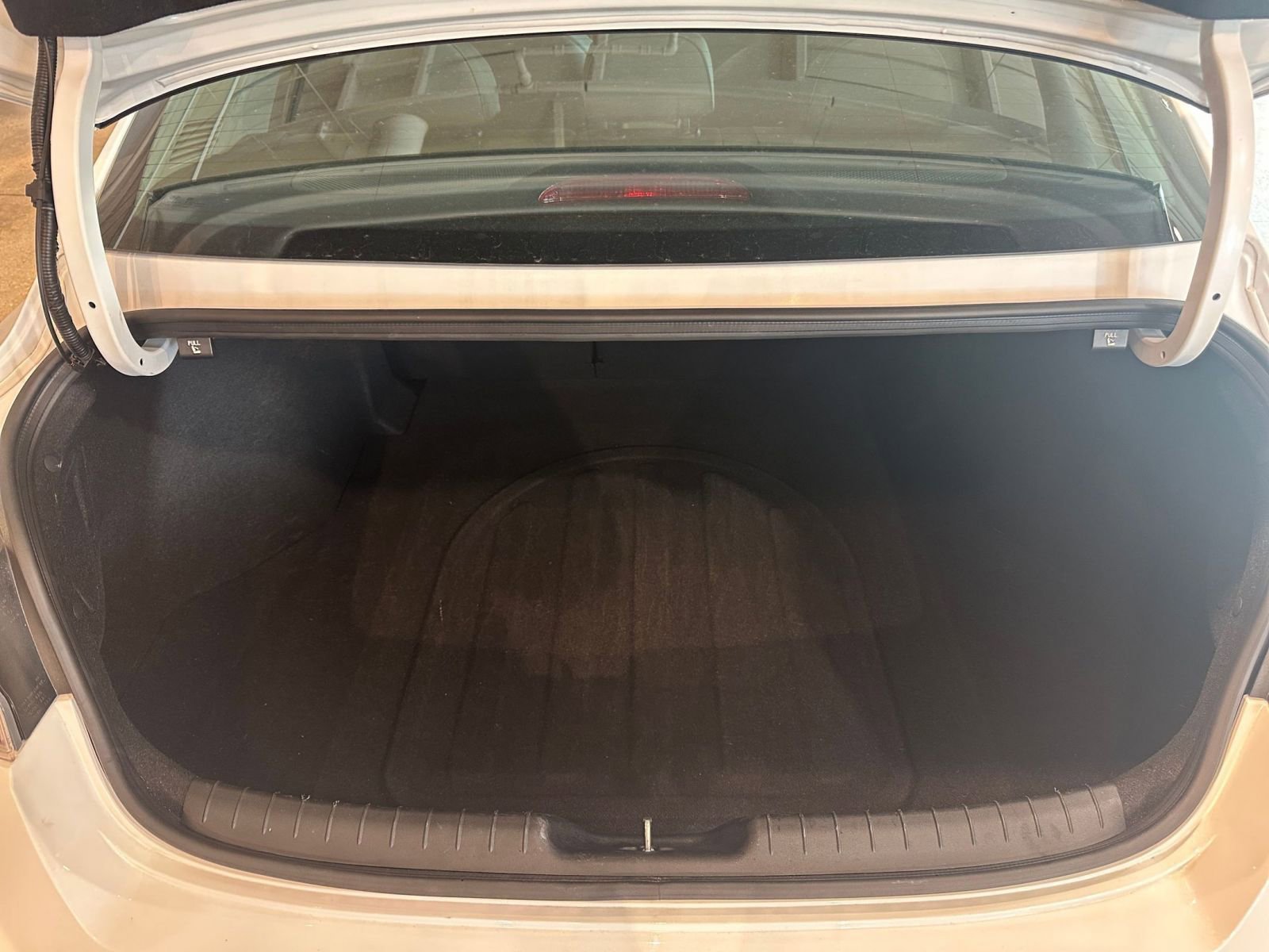 Thumbnail: 2025 Hyundai Elantra - 31