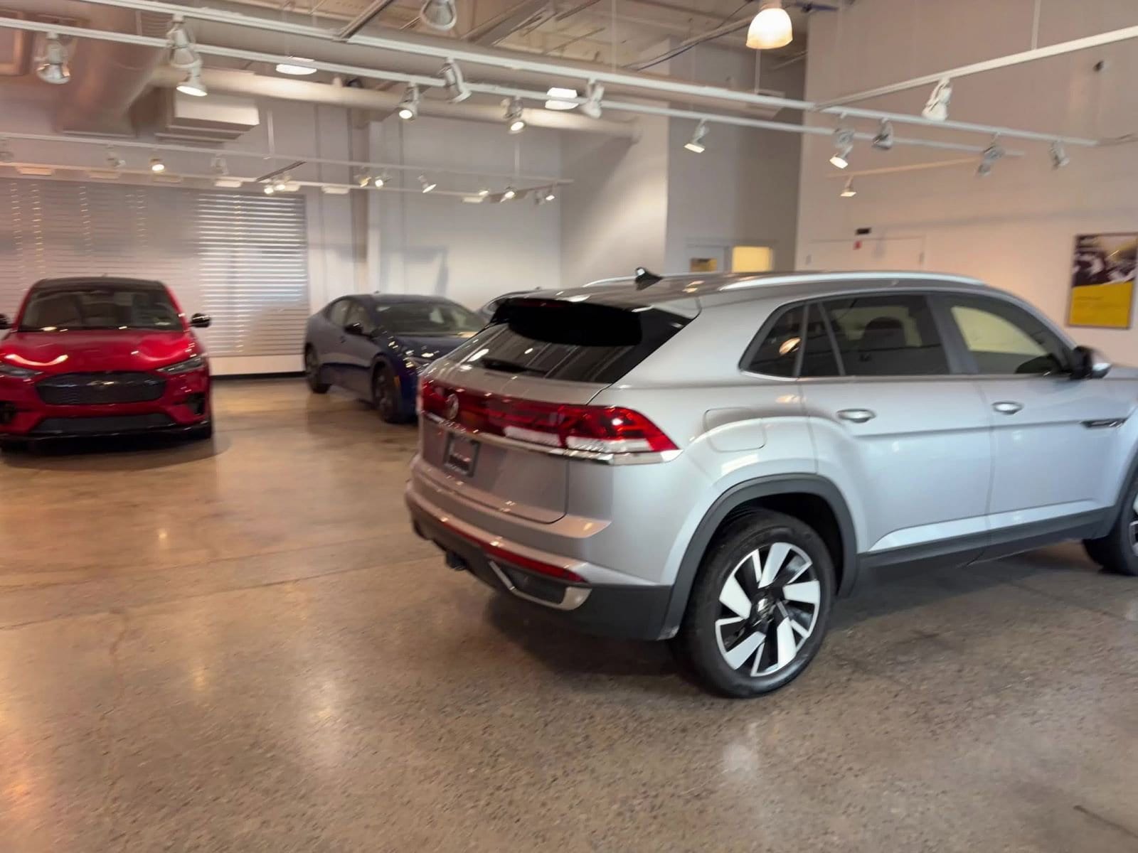 Thumbnail: 2025 Volkswagen Atlas - 15