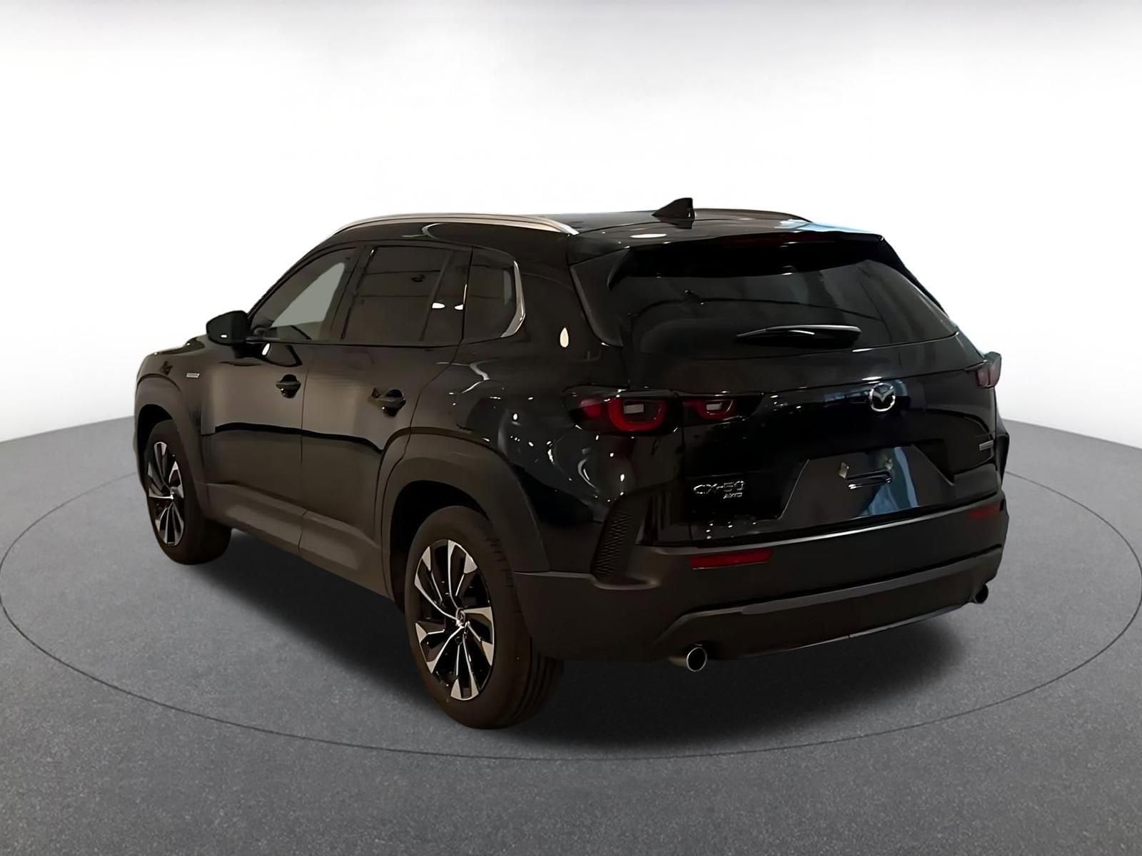 Thumbnail: 2025 Mazda CX-50 - 11