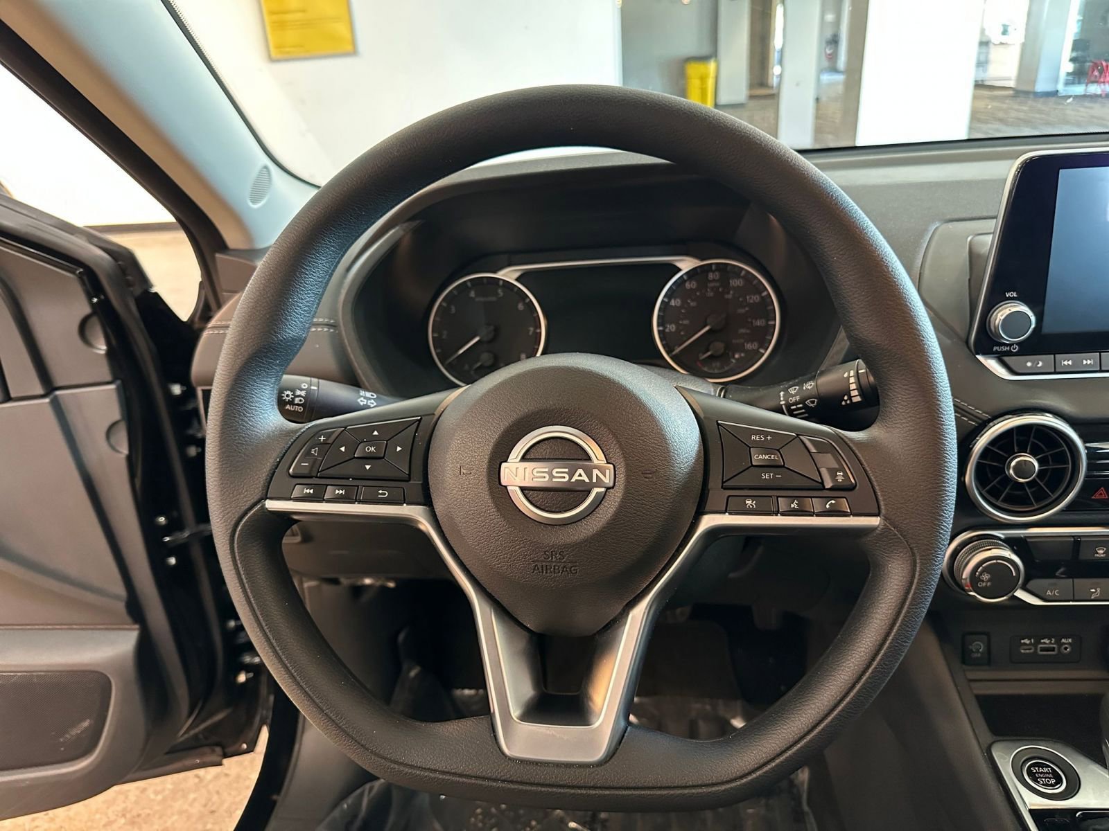 Thumbnail: 2025 Nissan Sentra - 27