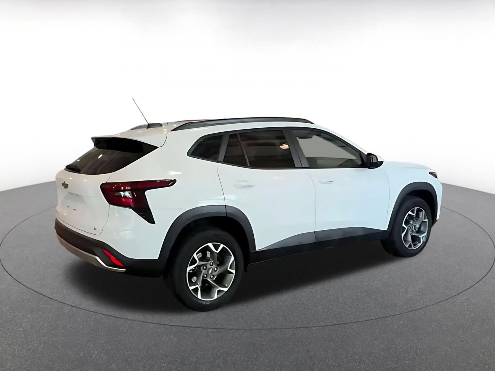 Thumbnail: 2025 Chevrolet Trax - 10