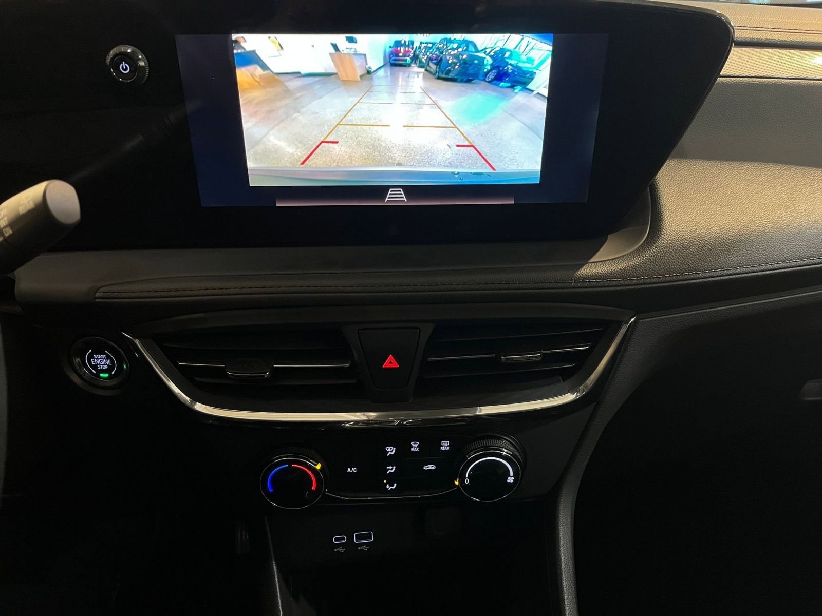 Thumbnail: 2025 Buick Encore GX - 17