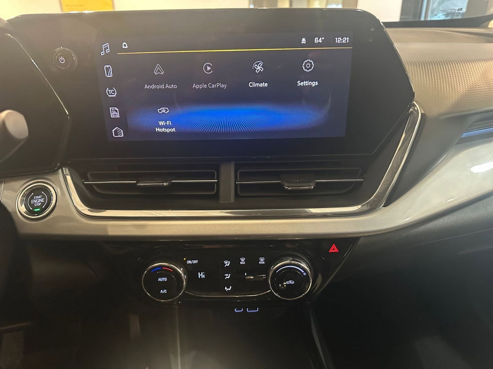 Thumbnail: 2025 Chevrolet Trax - 18