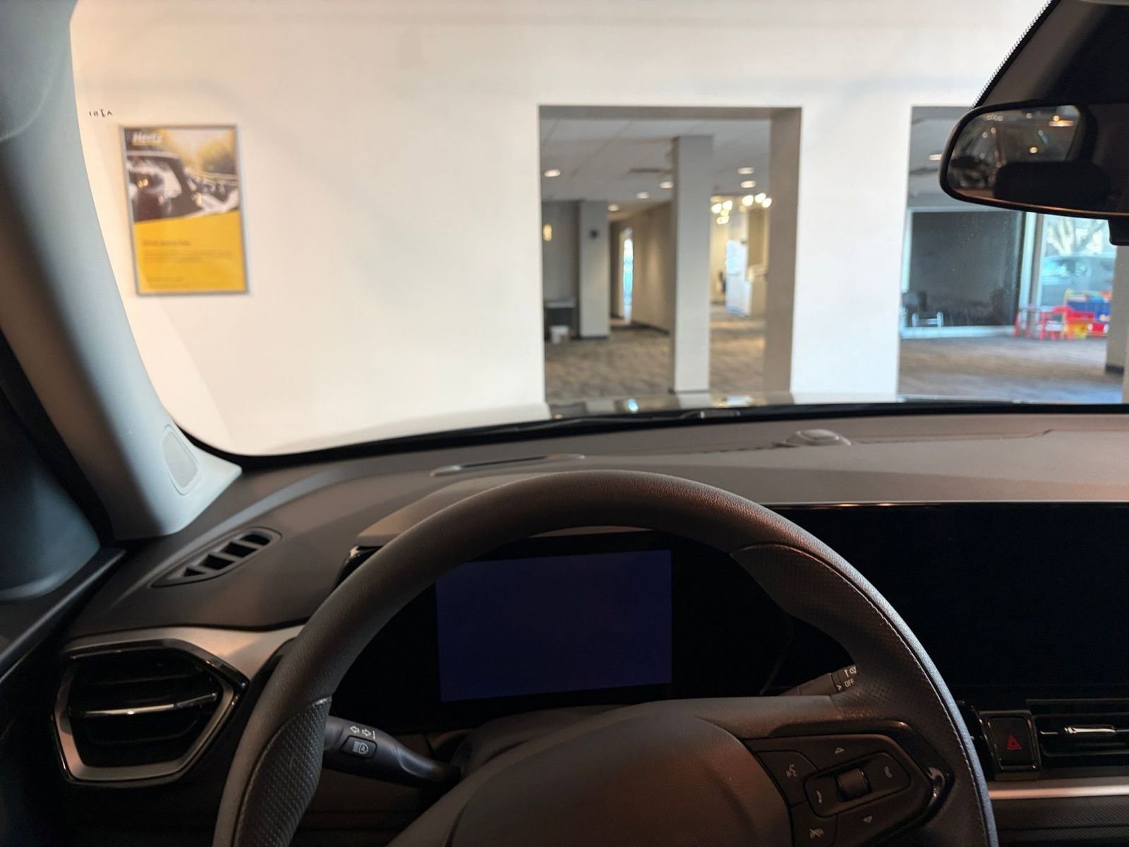 Thumbnail: 2025 Chevrolet TrailBlazer - 32