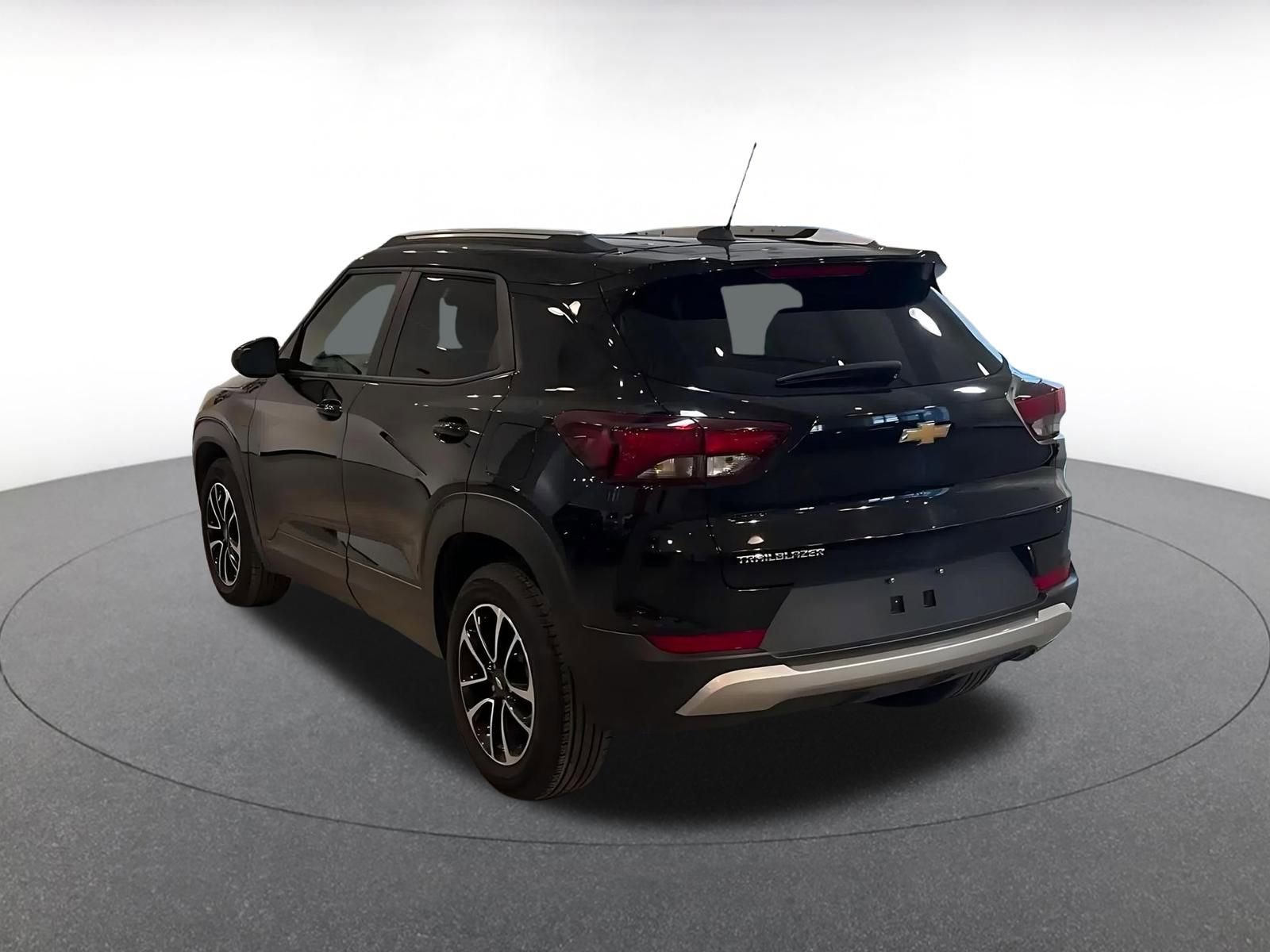 Thumbnail: 2025 Chevrolet TrailBlazer - 11