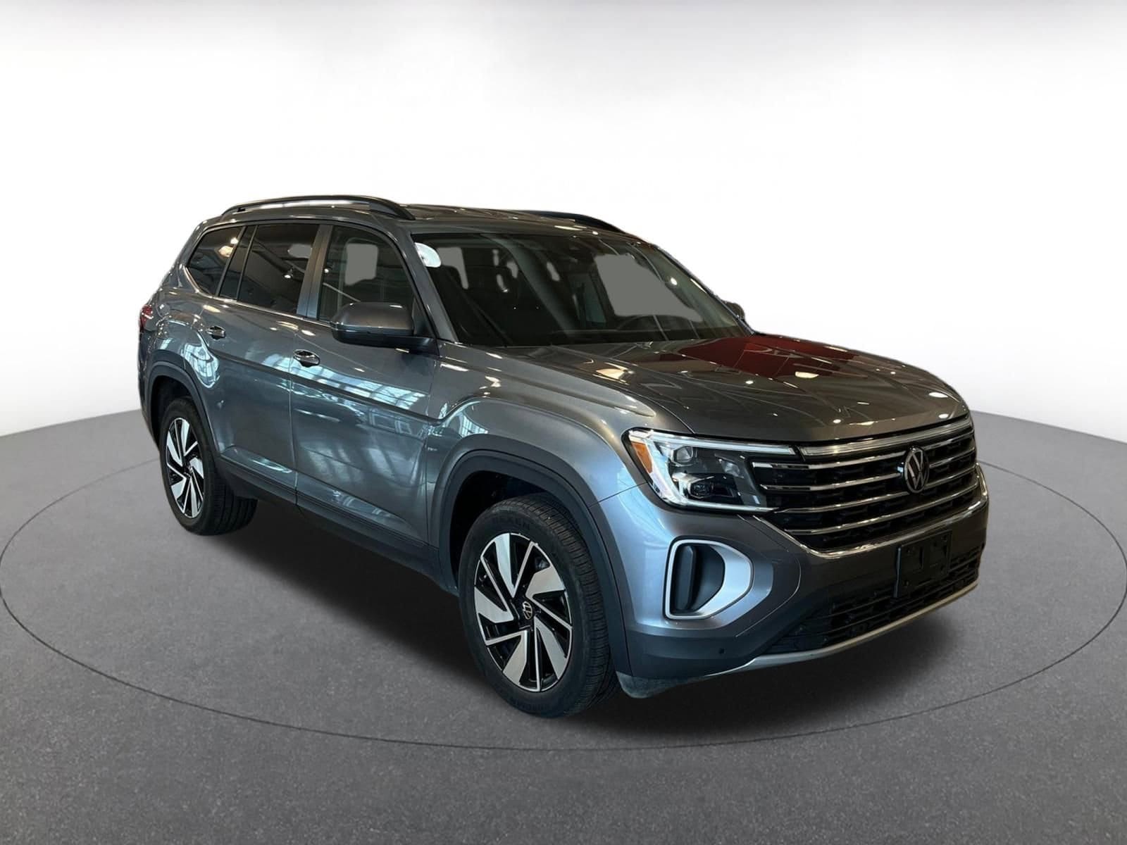 Thumbnail: 2025 Volkswagen Atlas - 1