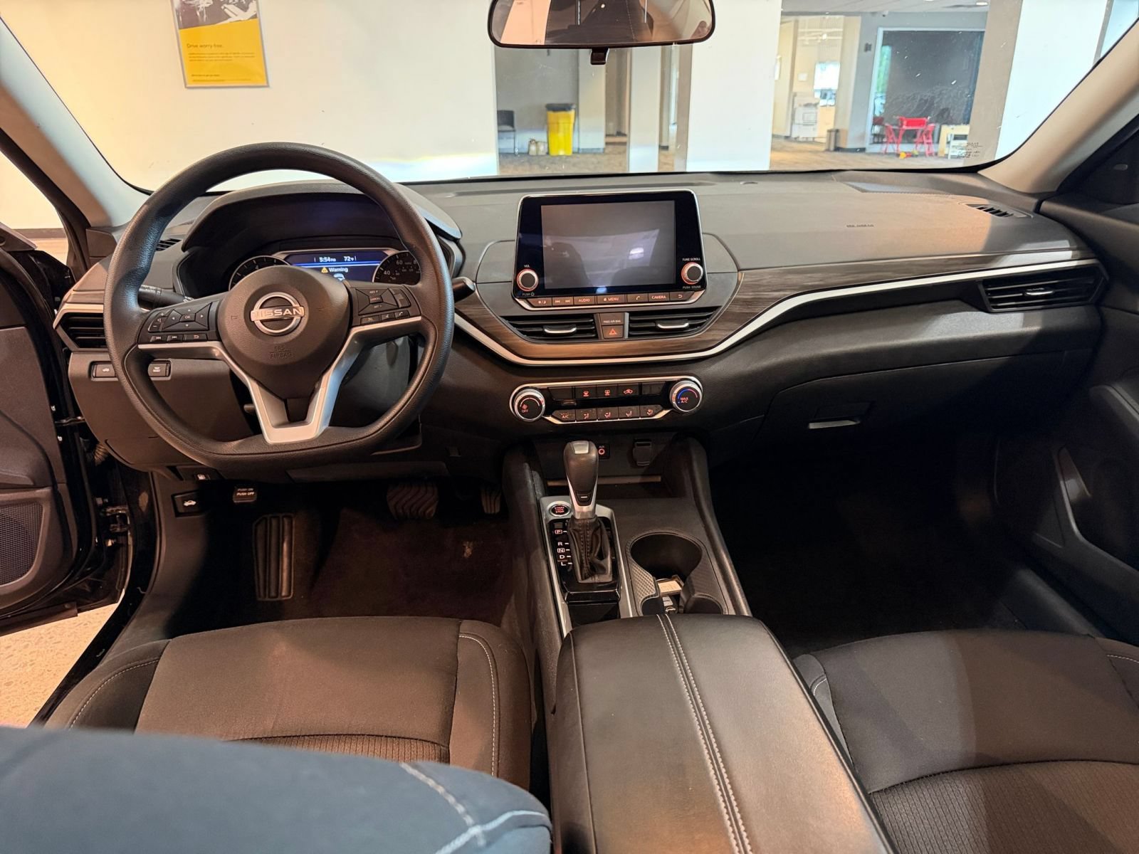 Thumbnail: 2025 Nissan Altima - 32