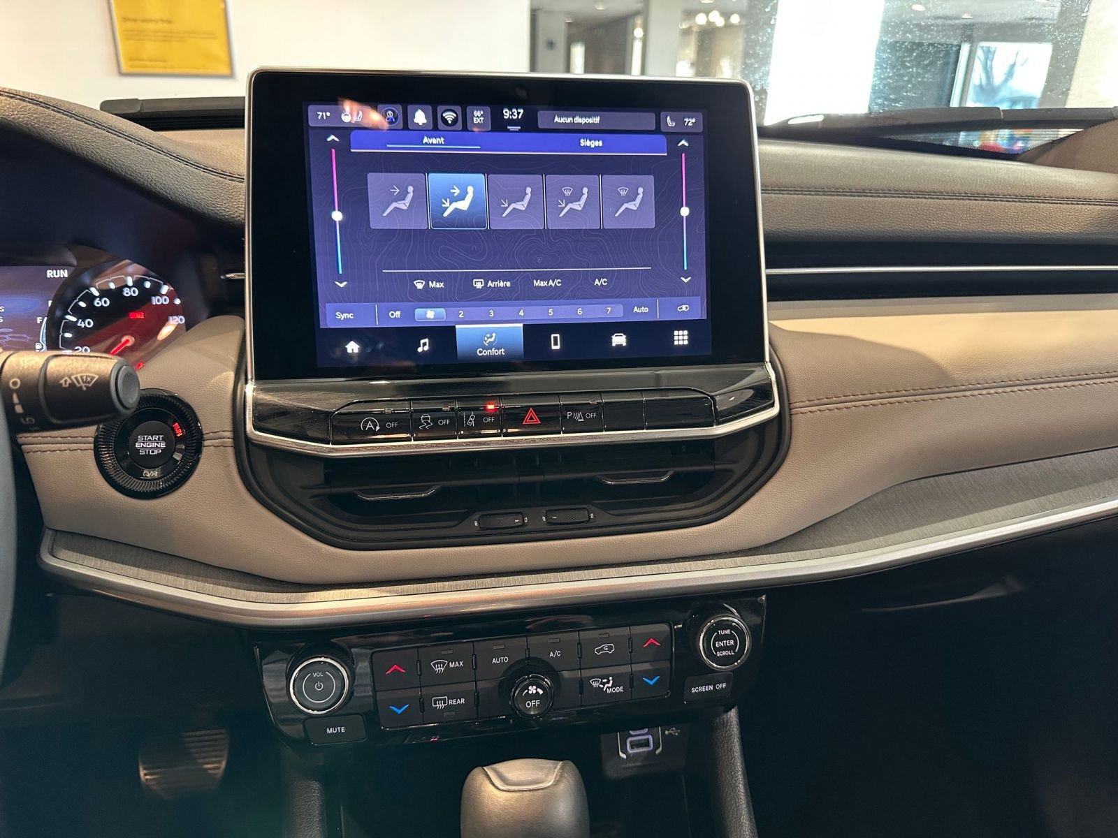 Thumbnail: 2025 Jeep Compass - 18