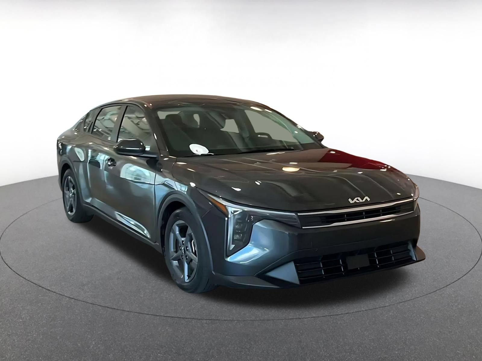 Thumbnail: 2025 Kia K4 - 3