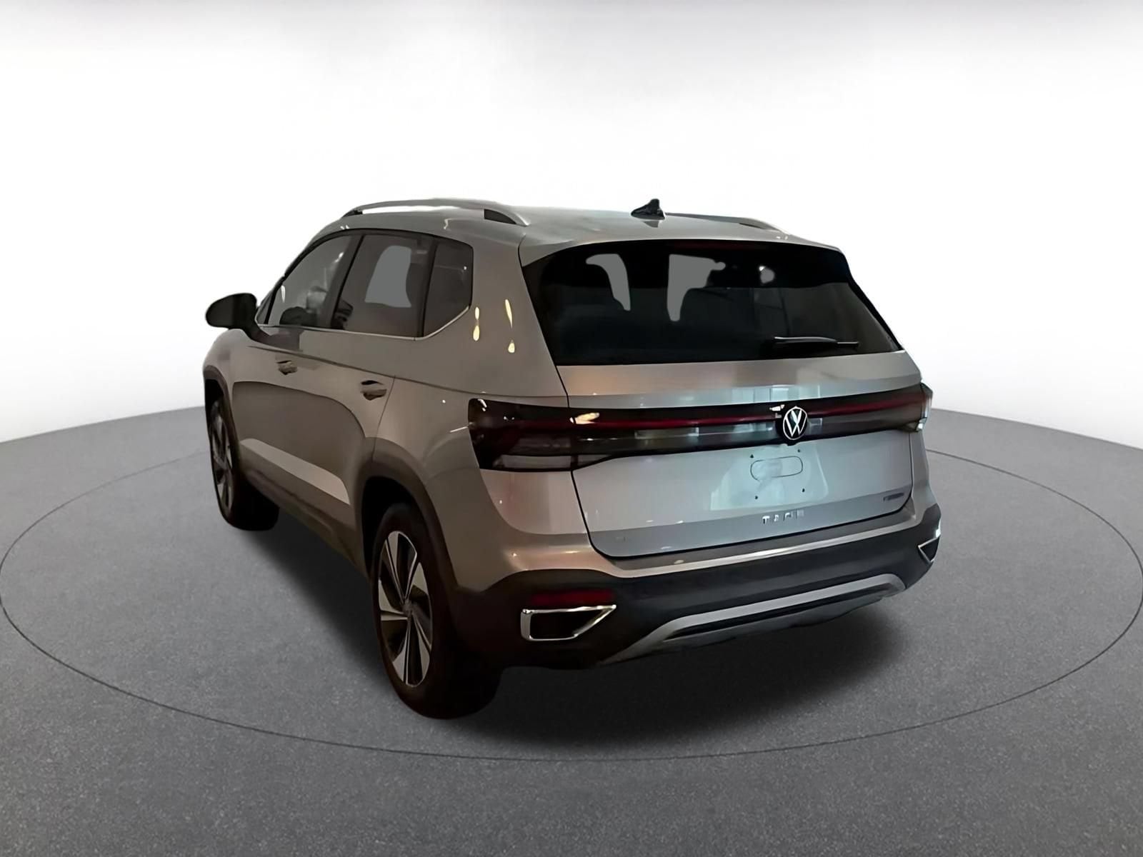 Thumbnail: 2026 Volkswagen Taos - 5