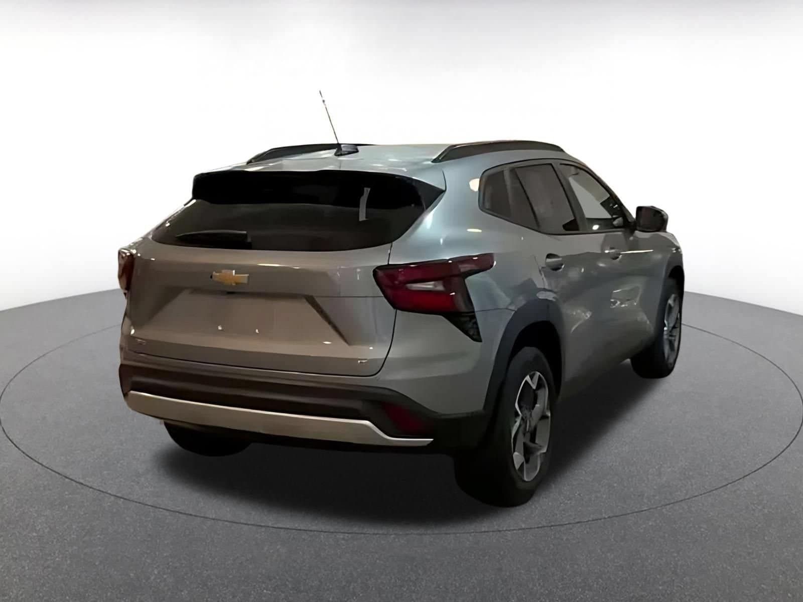 Thumbnail: 2025 Chevrolet Trax - 11