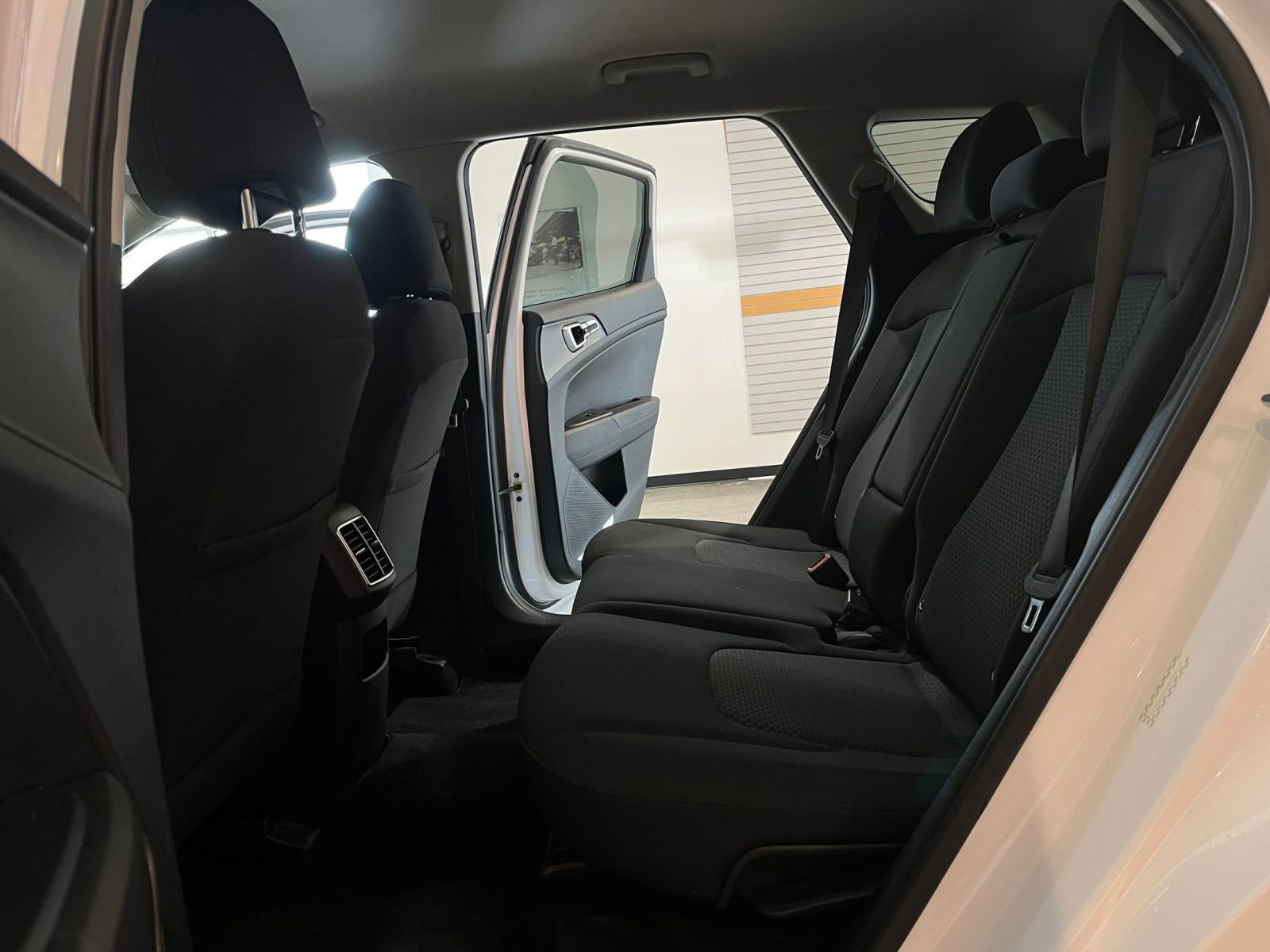 Thumbnail: 2025 Kia Sportage - 25