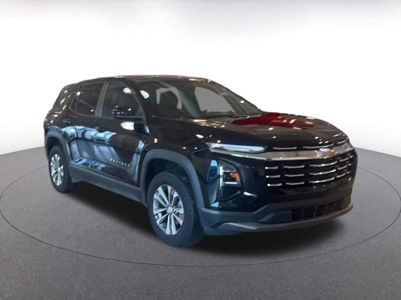 Thumbnail: 2025 Chevrolet Equinox - 3