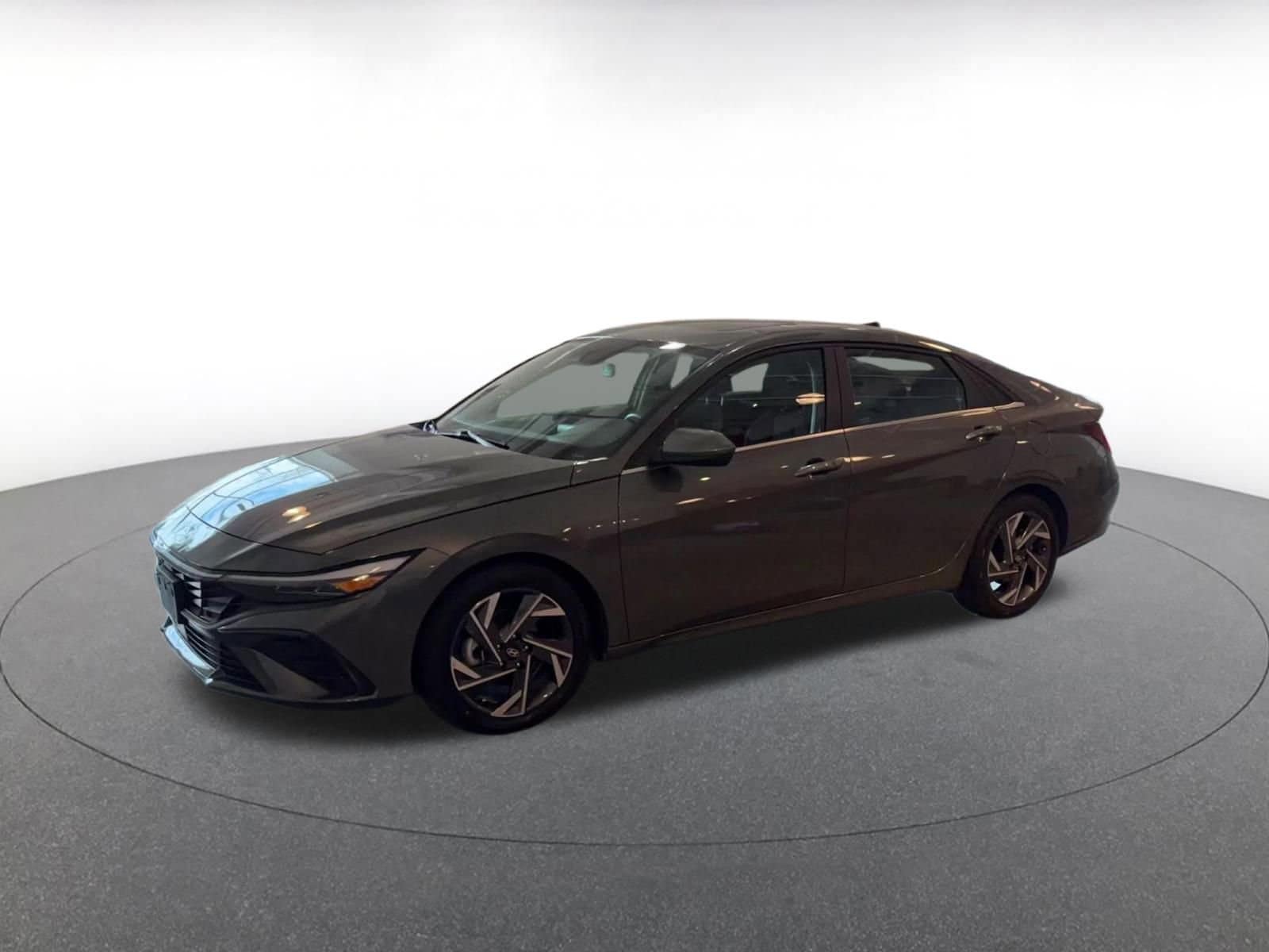 Thumbnail: 2025 Hyundai Elantra - 8