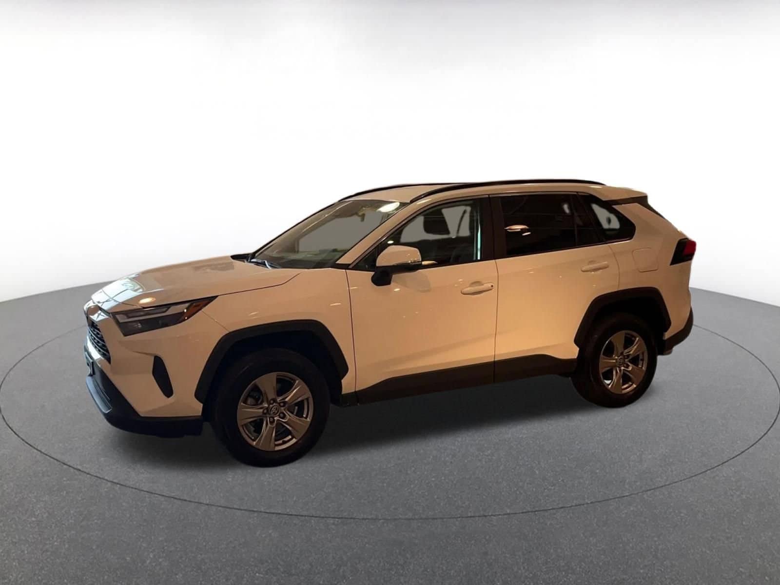 Thumbnail: 2024 Toyota RAV4 - 8