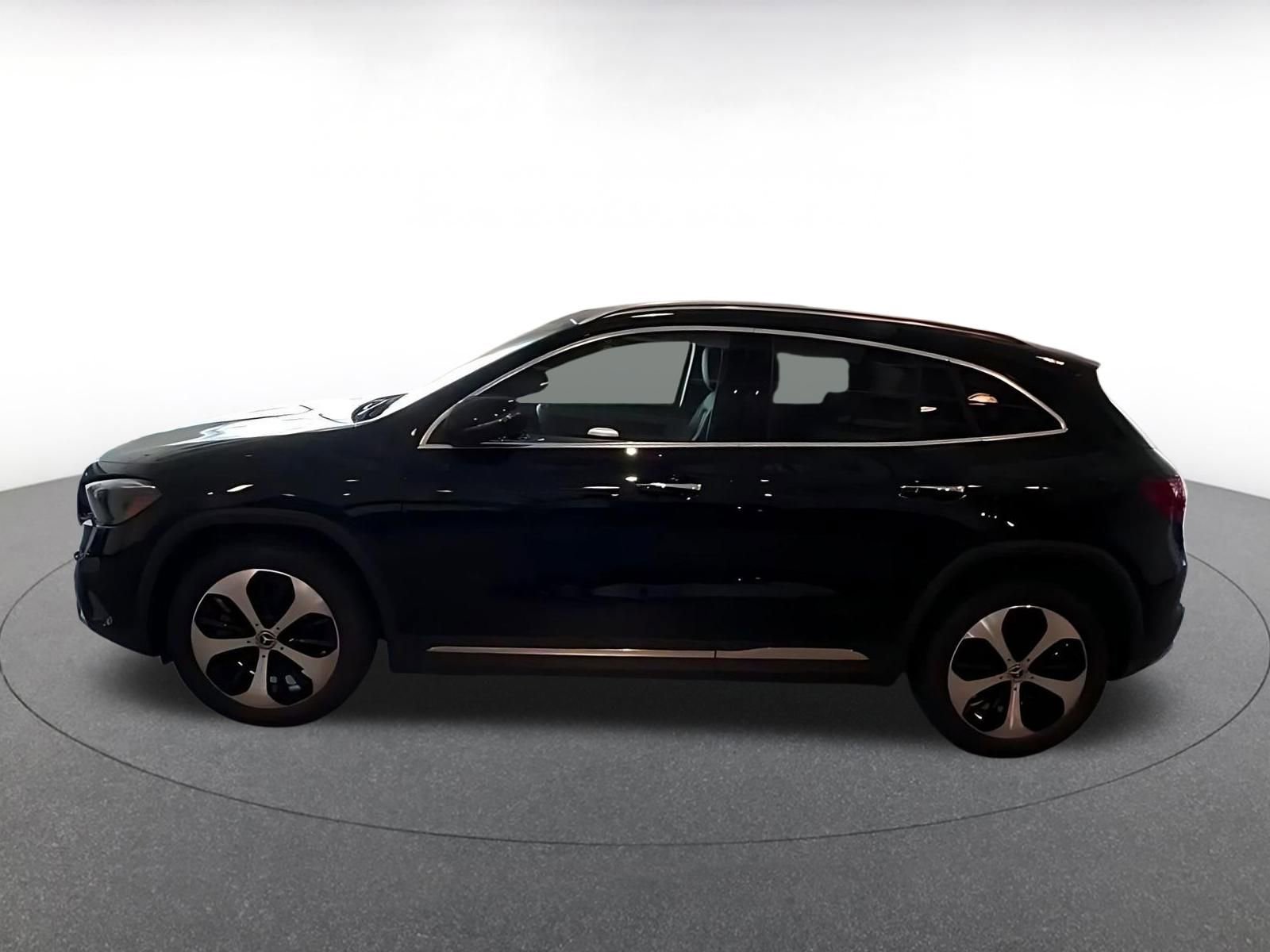 Thumbnail: 2025 Mercedes-Benz GLA - 8