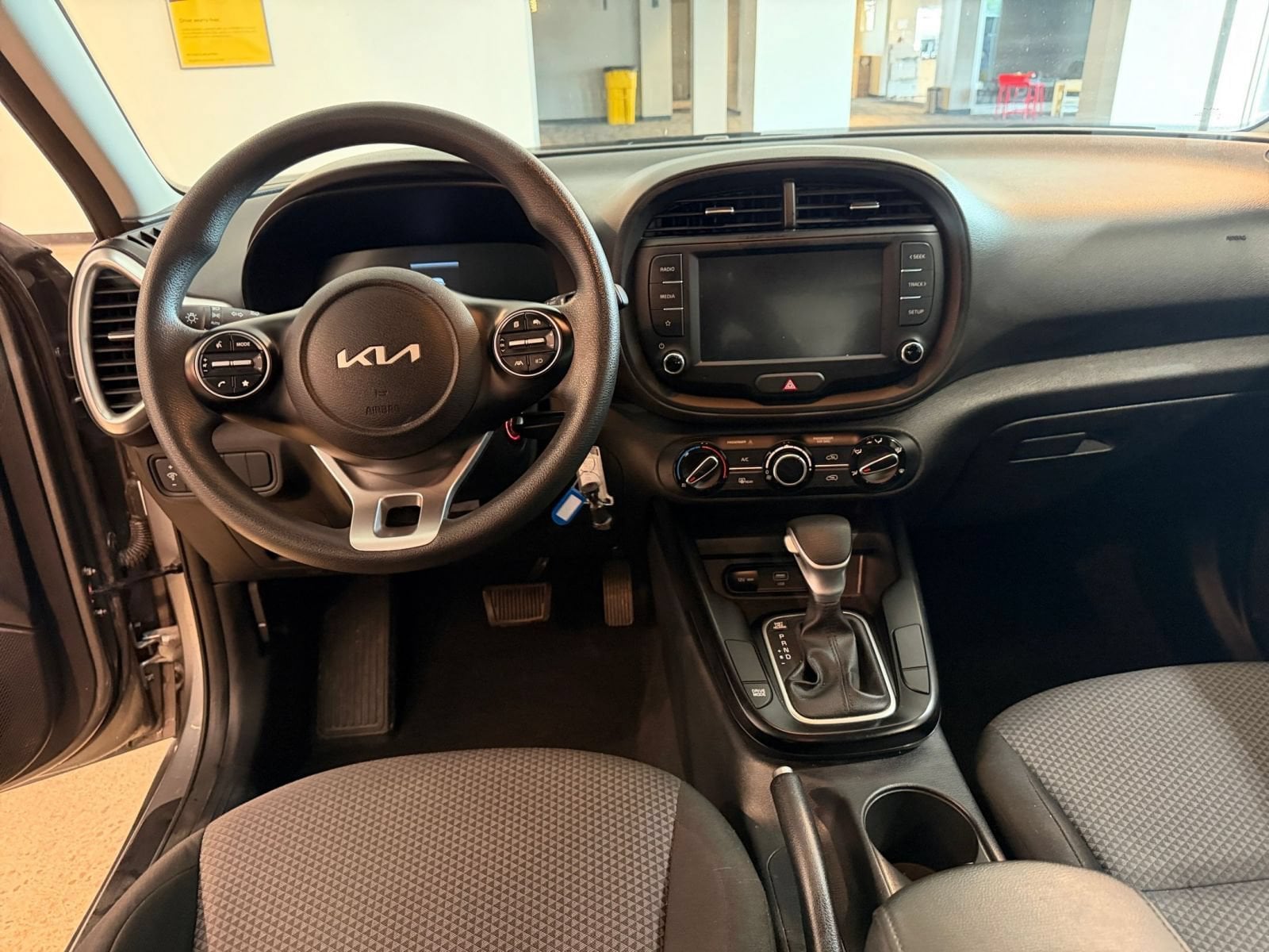 Thumbnail: 2025 Kia Soul - 32