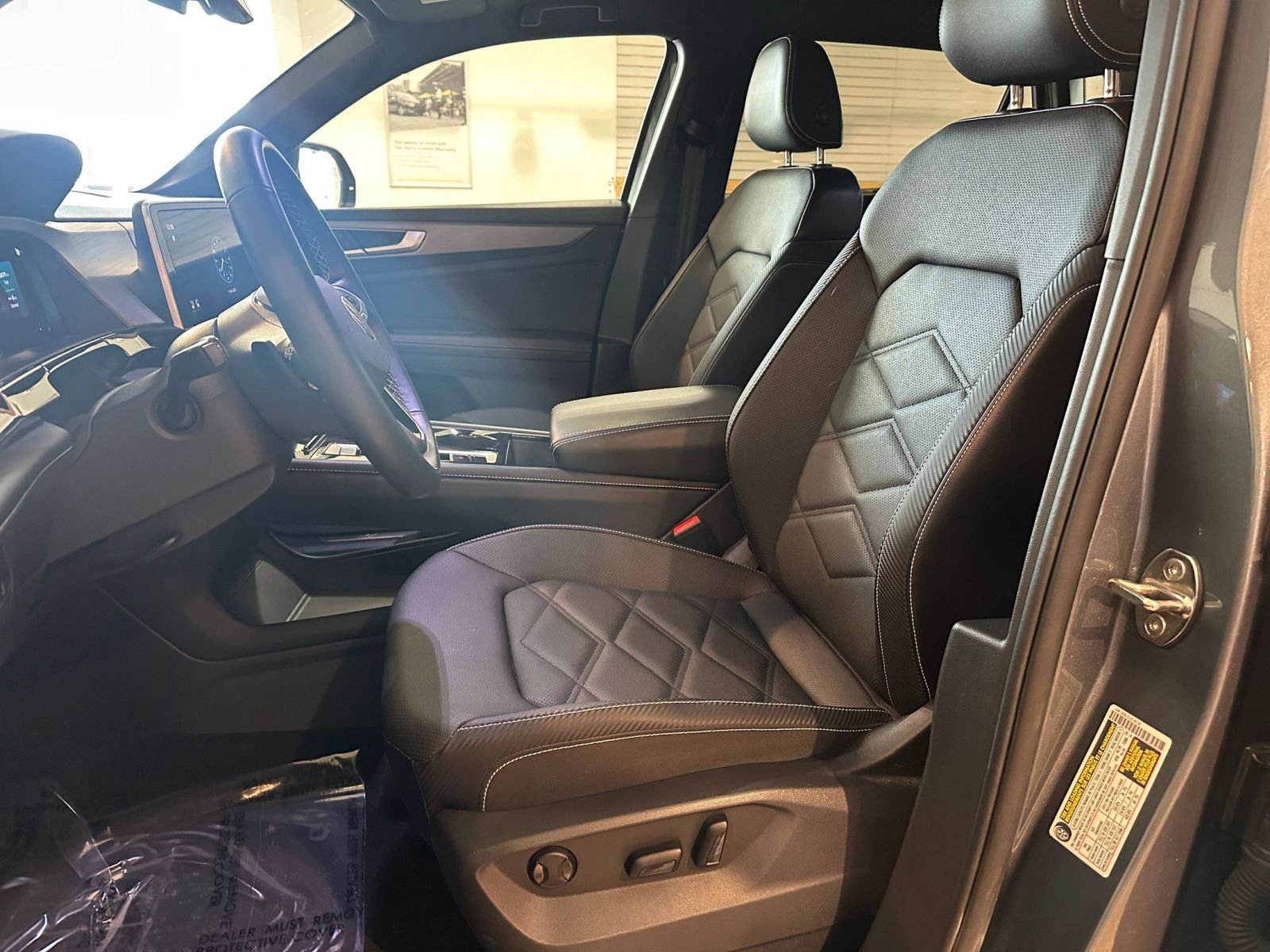 Thumbnail: 2025 Volkswagen Atlas - 27