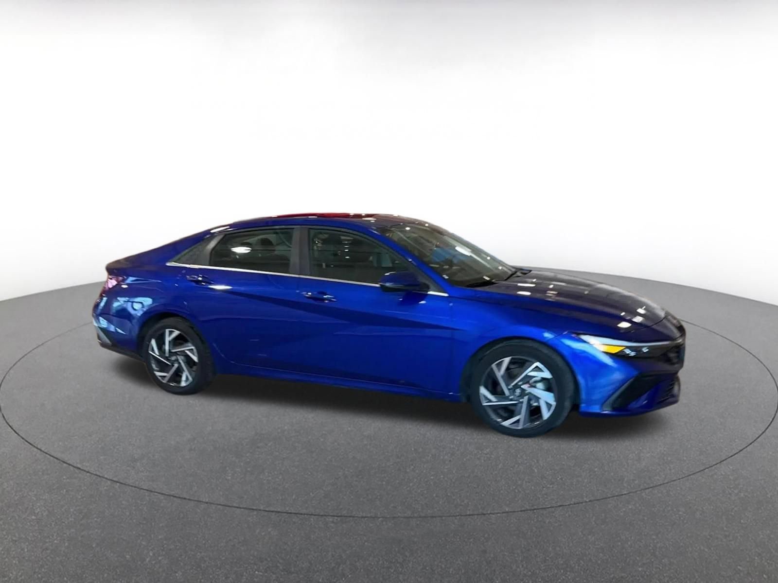 Thumbnail: 2025 Hyundai Elantra - 2