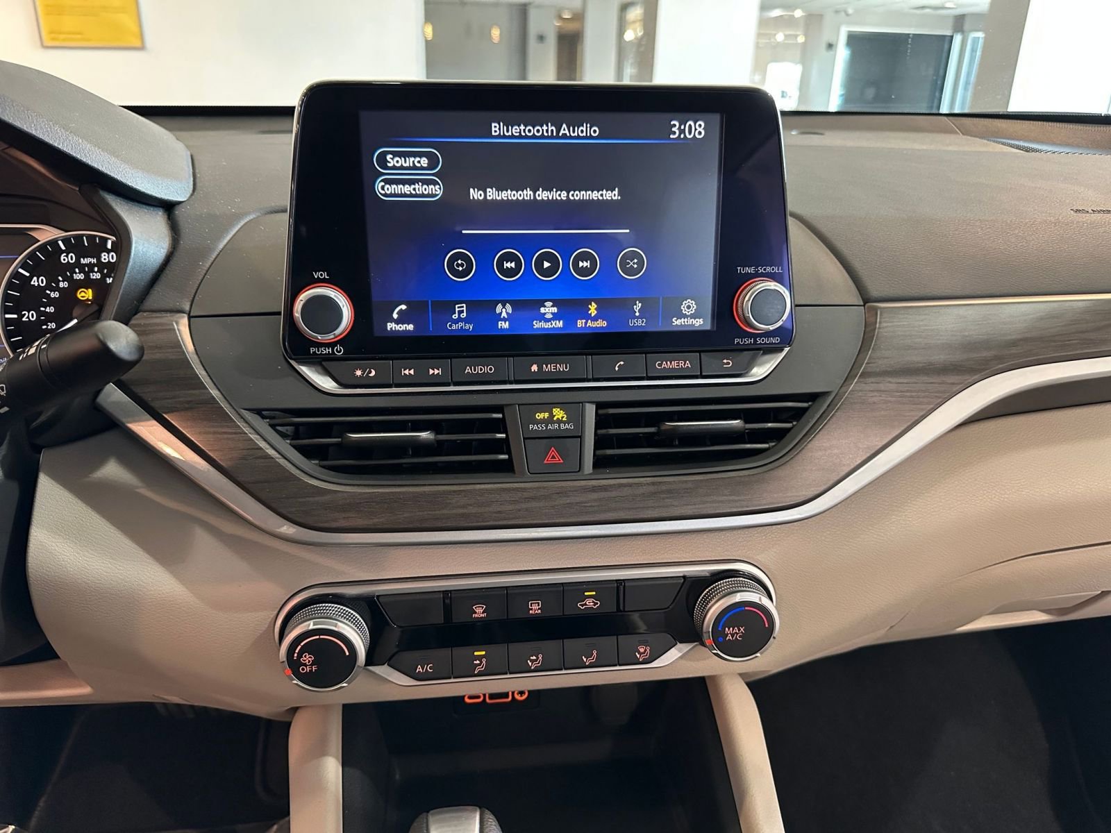 Thumbnail: 2025 Nissan Altima - 17