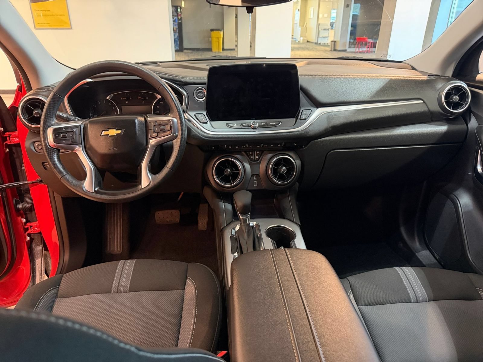 Thumbnail: 2026 Chevrolet Blazer - 33