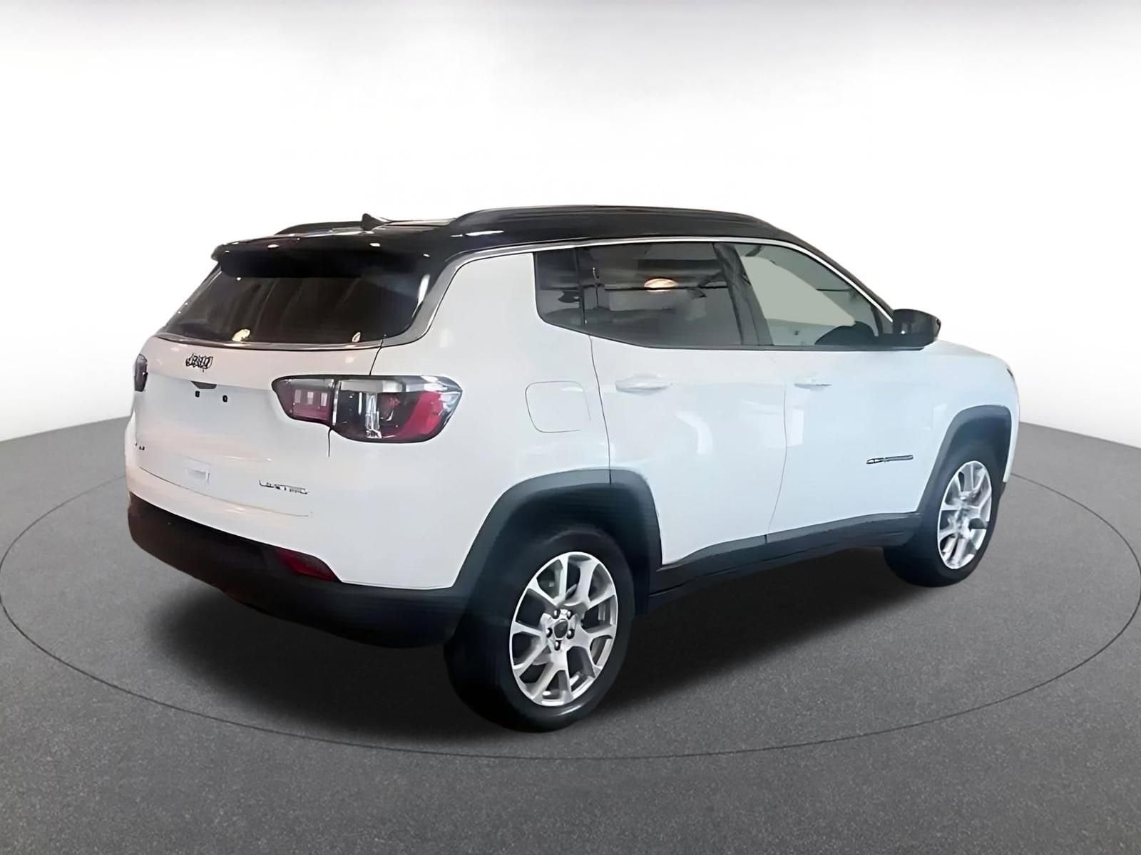 Thumbnail: 2025 Jeep Compass - 12