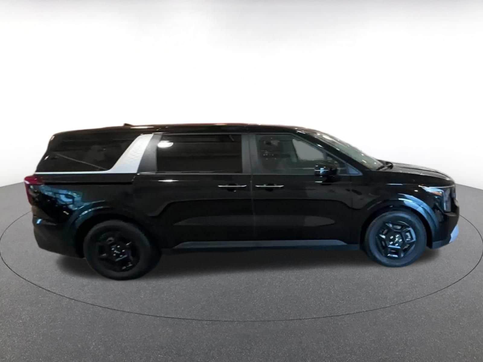 Thumbnail: 2026 Kia Carnival - 15