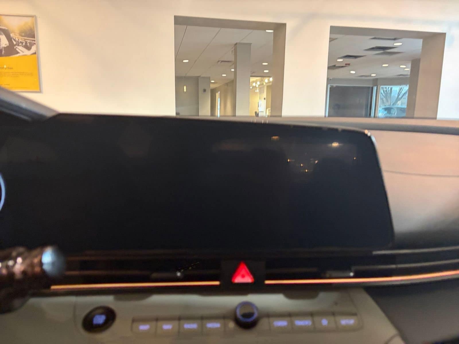 Thumbnail: 2025 Hyundai Elantra - 18