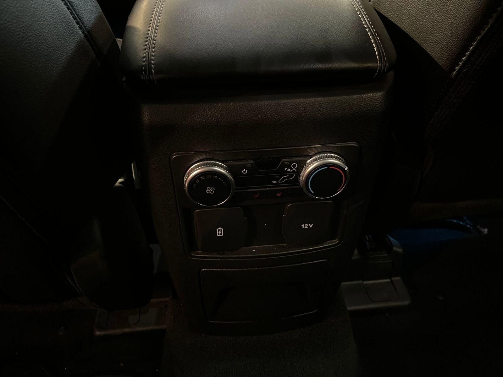 Thumbnail: 2023 Ford Explorer - 24