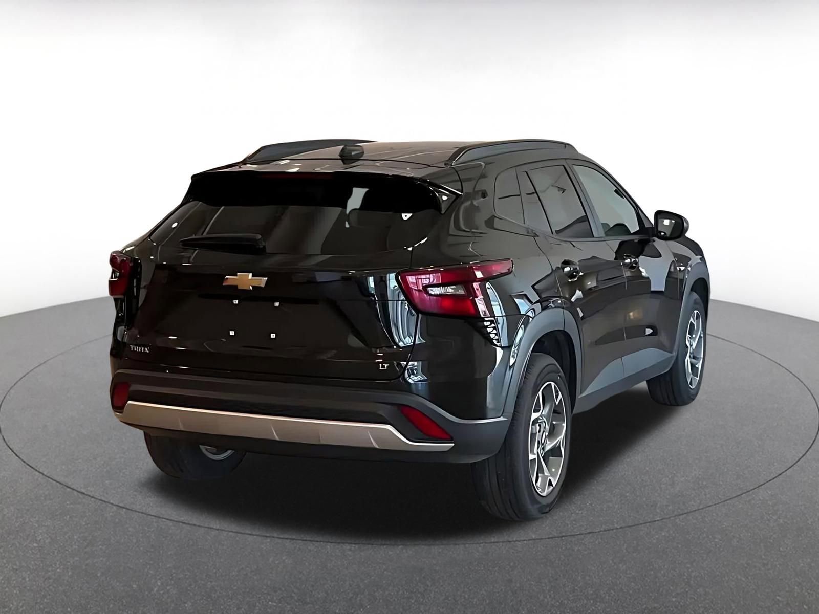 Thumbnail: 2025 Chevrolet Trax - 14