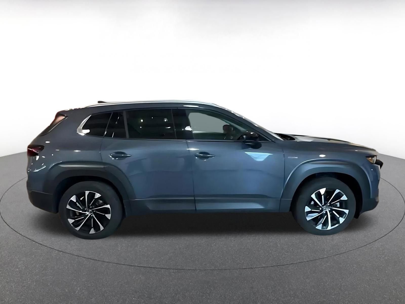 Thumbnail: 2025 Mazda CX-50 - 15