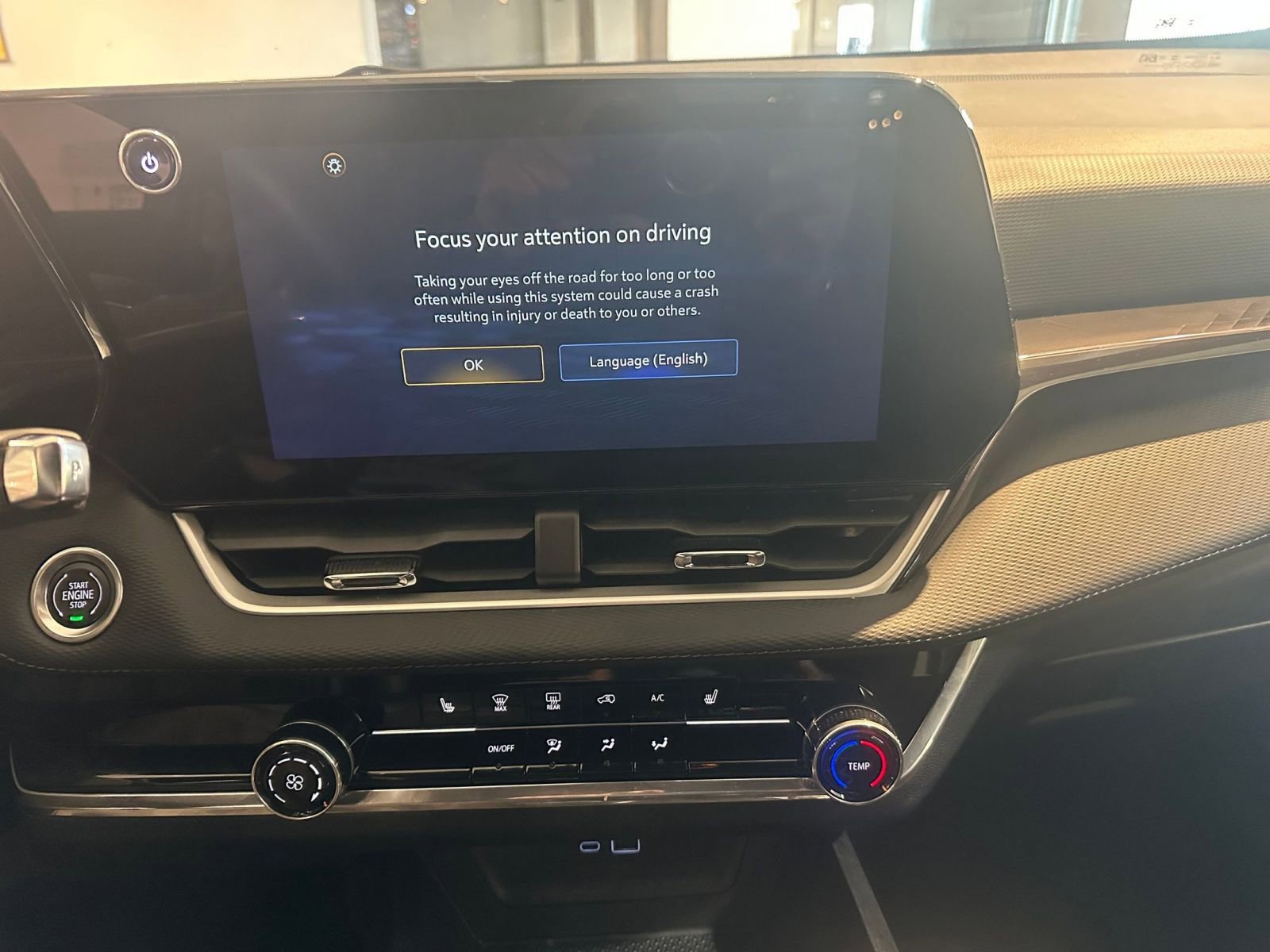 Thumbnail: 2025 Chevrolet Equinox - 21