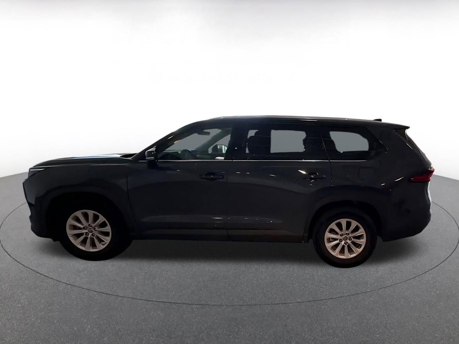 Thumbnail: 2025 Toyota Grand Highlander - 9