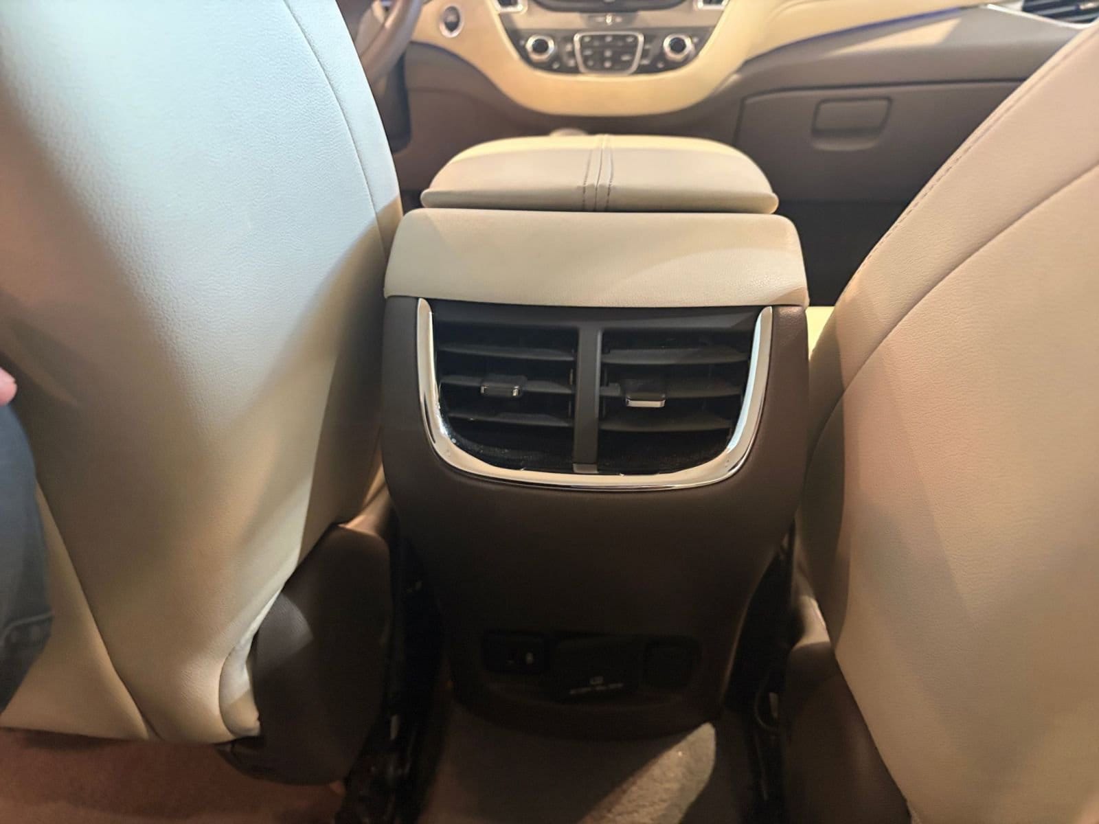 Thumbnail: 2024 Chevrolet Malibu - 24