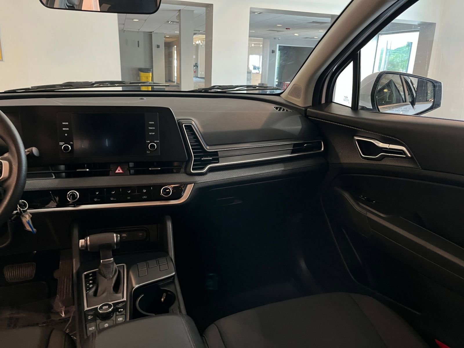 Thumbnail: 2025 Kia Sportage - 35