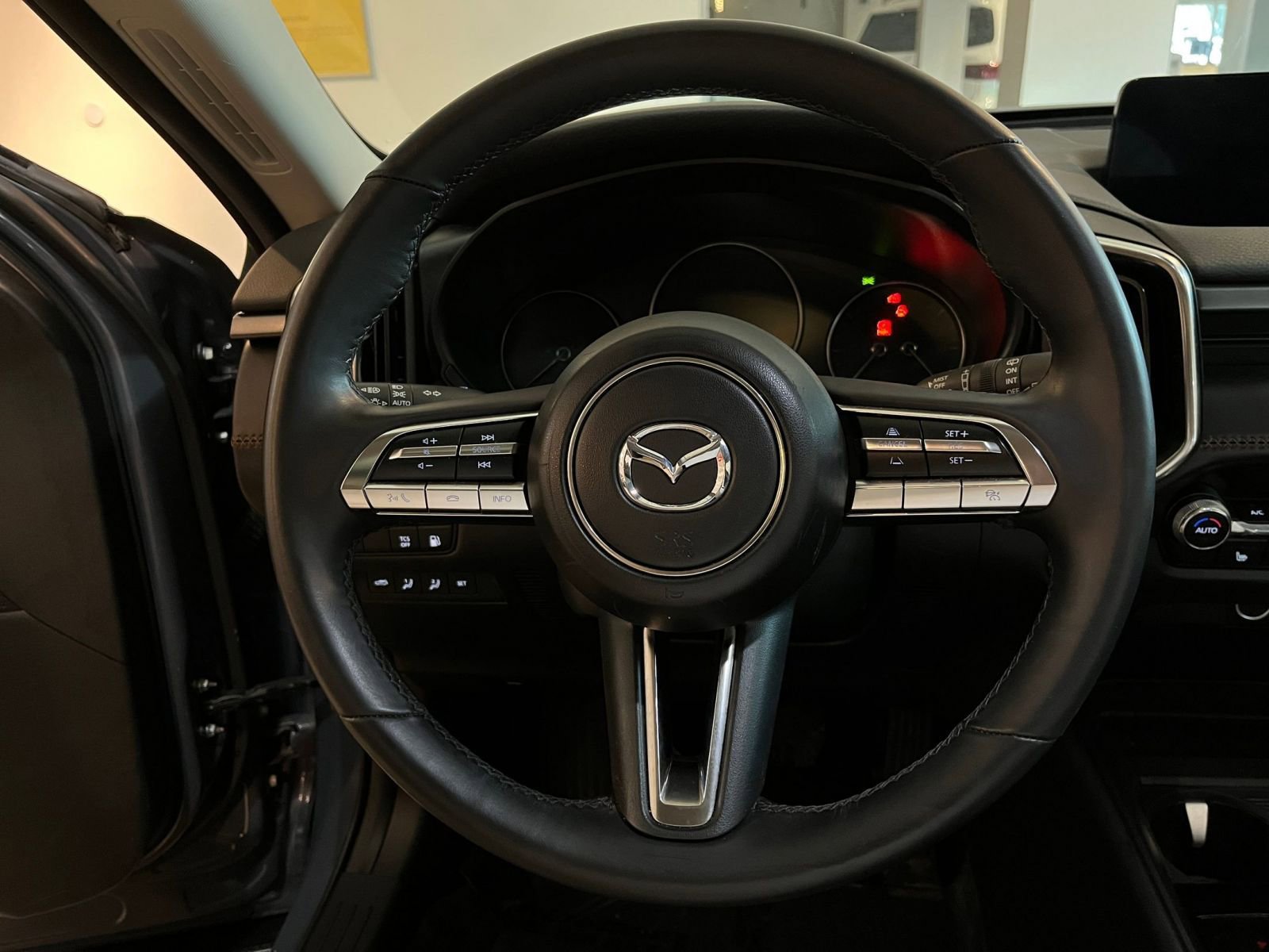 Thumbnail: 2025 Mazda CX-50 - 29