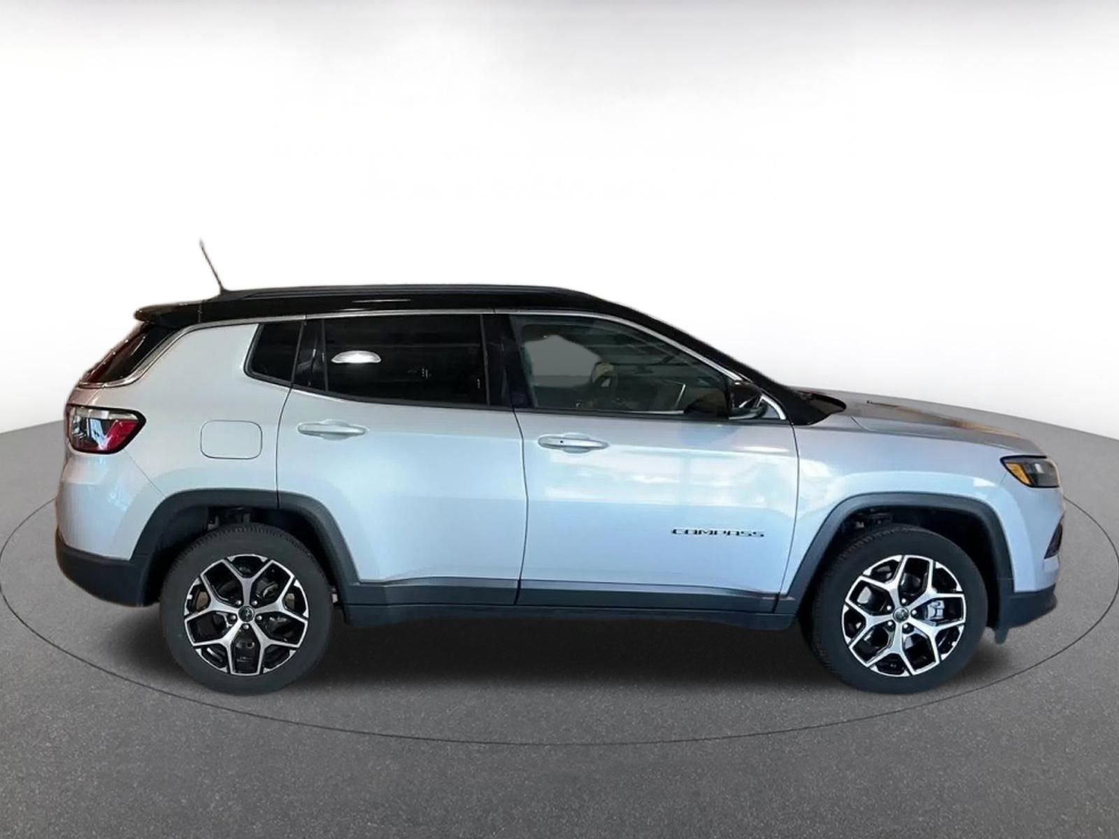 Thumbnail: 2025 Jeep Compass - 16