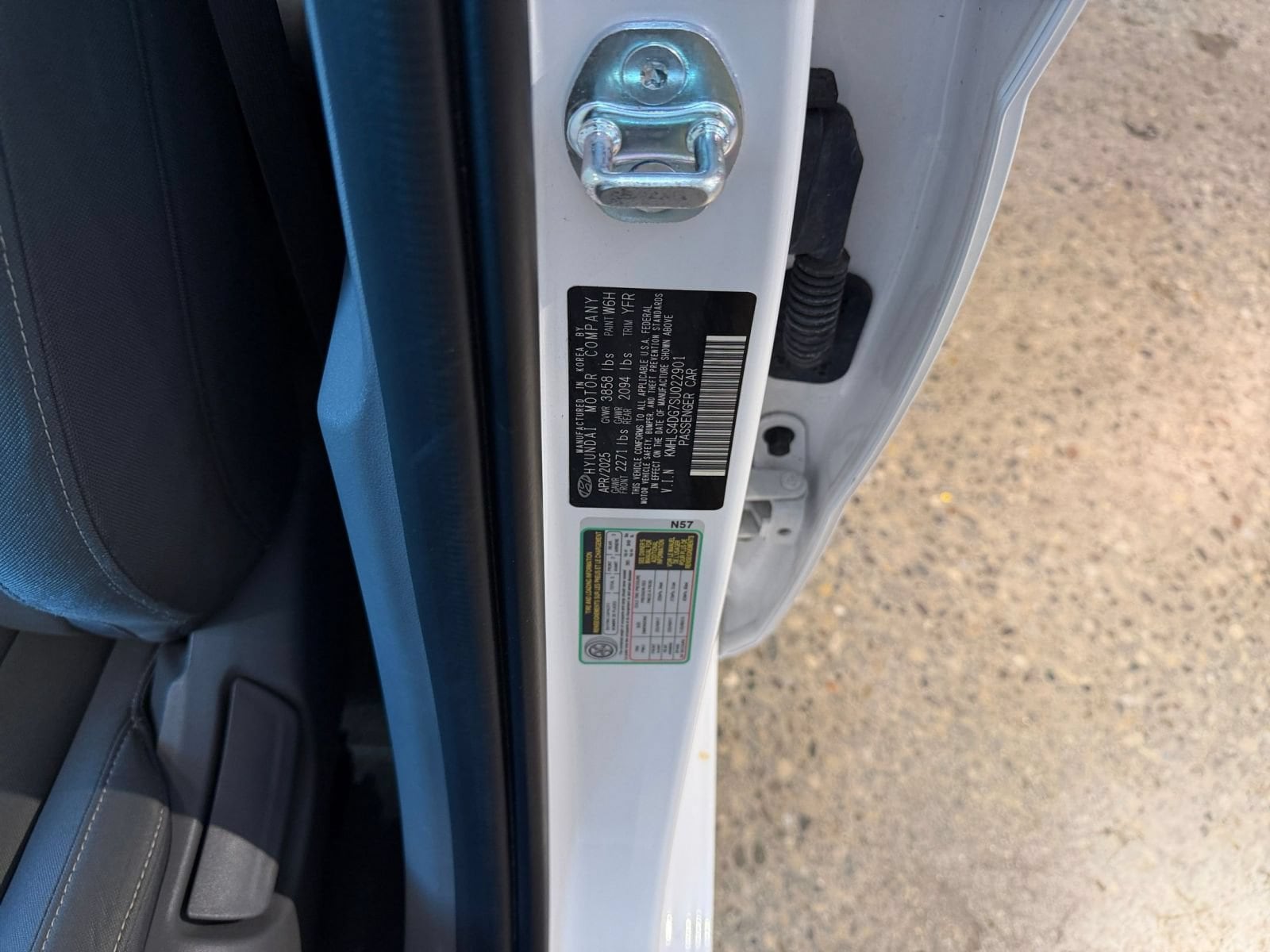 Thumbnail: 2025 Hyundai Elantra - 30