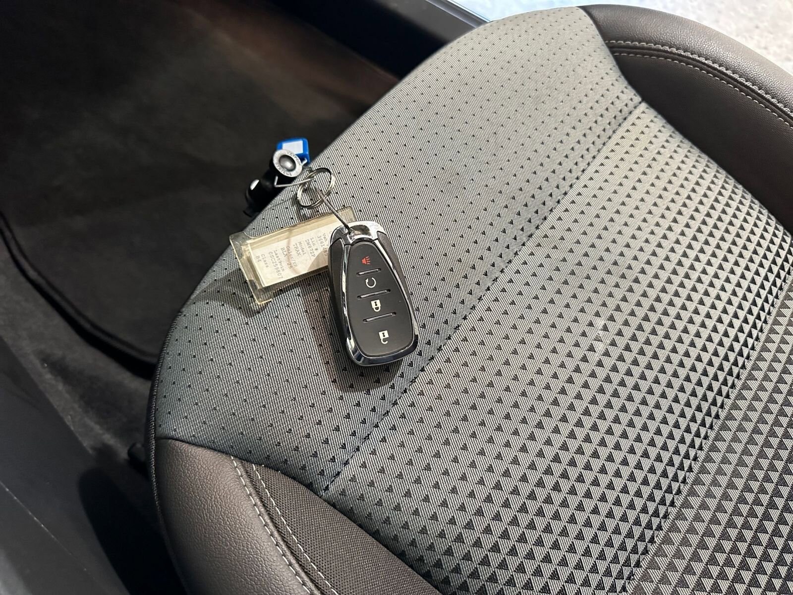 Thumbnail: 2025 Chevrolet Trax - 21