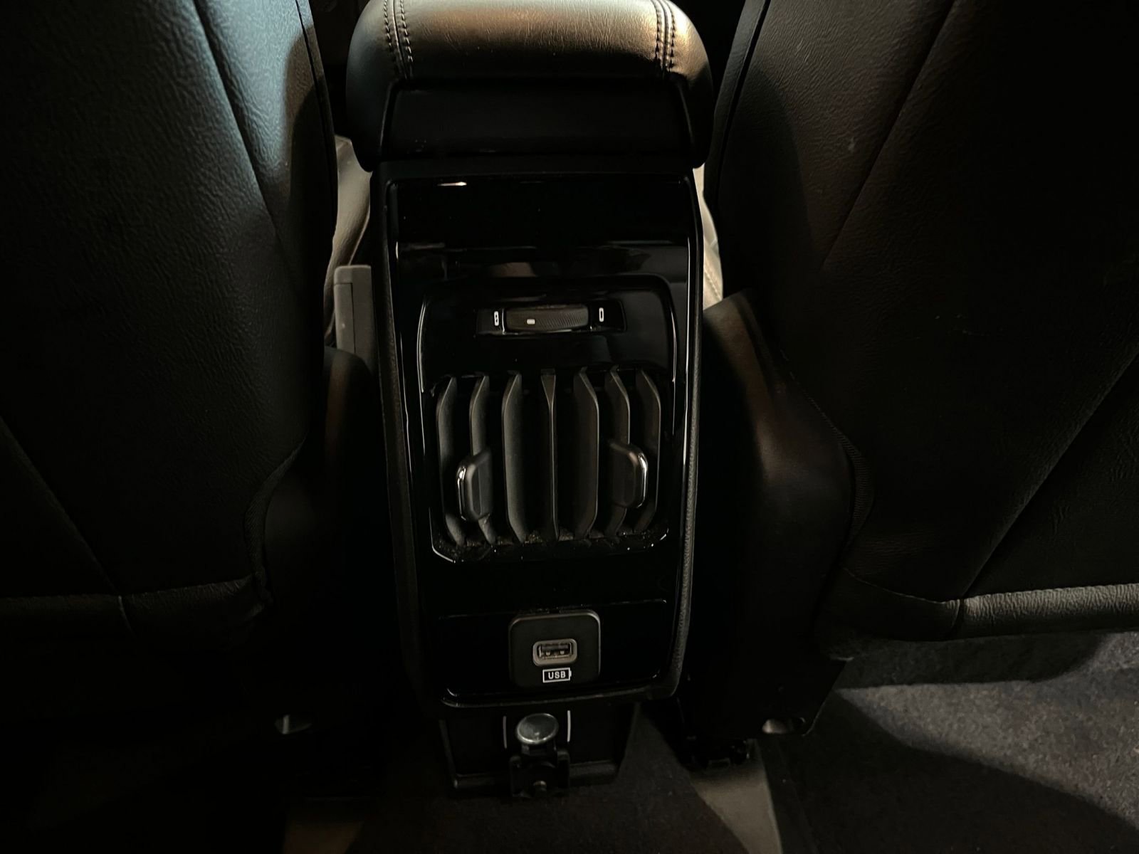 Thumbnail: 2025 Jeep Compass - 23