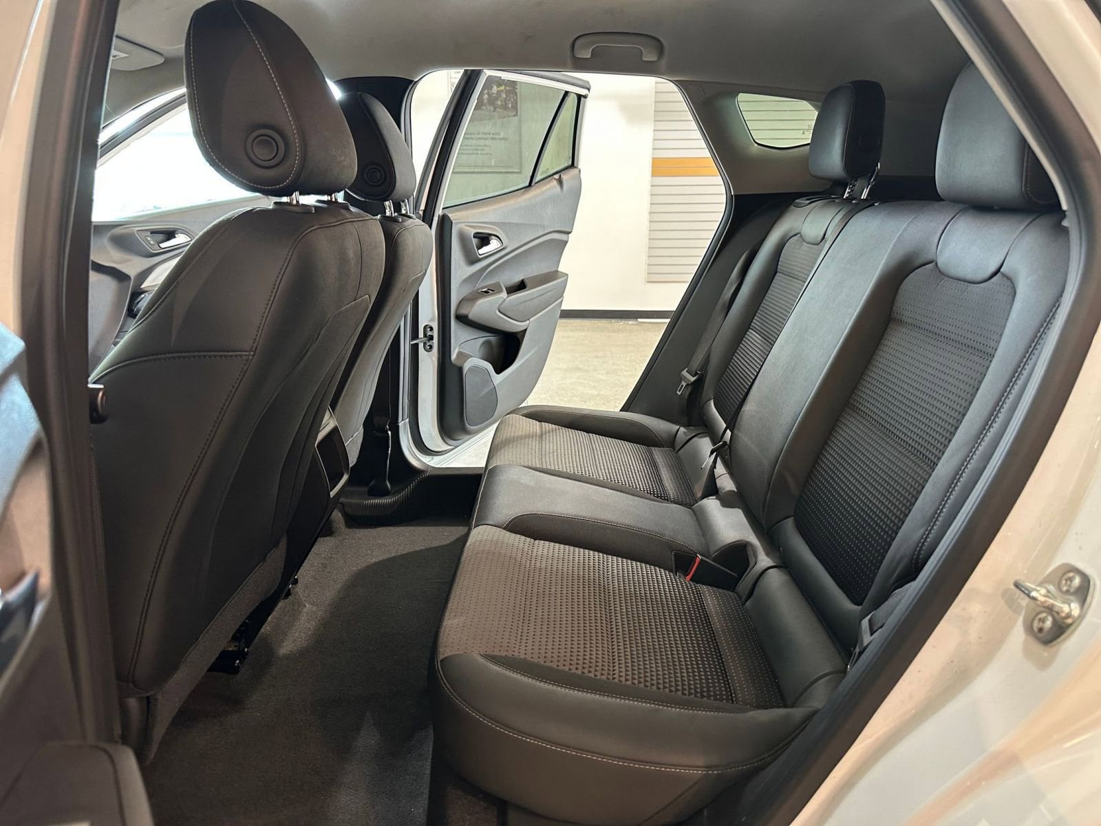 Thumbnail: 2025 Chevrolet Trax - 24